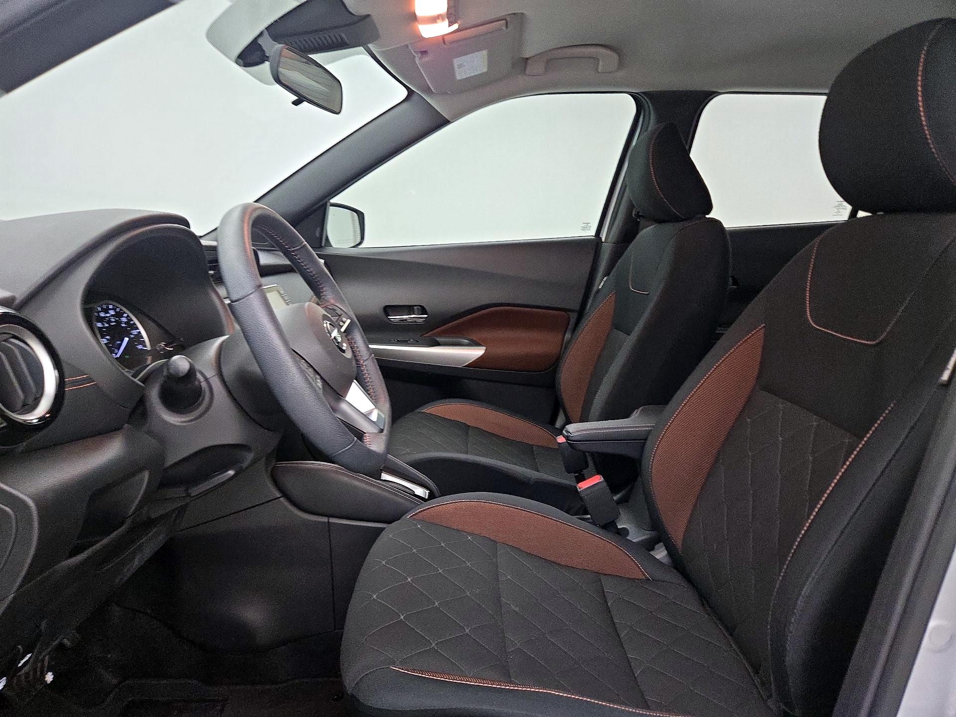 Thumbnail: 2020 Nissan Kicks - 11