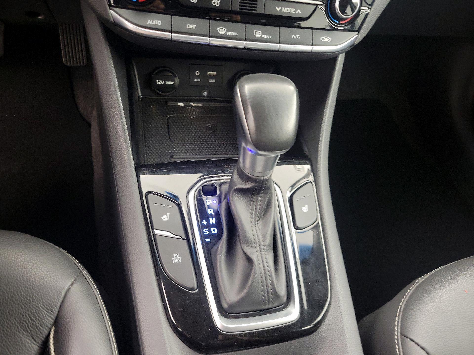 Thumbnail: 2019 Hyundai Ioniq - 18