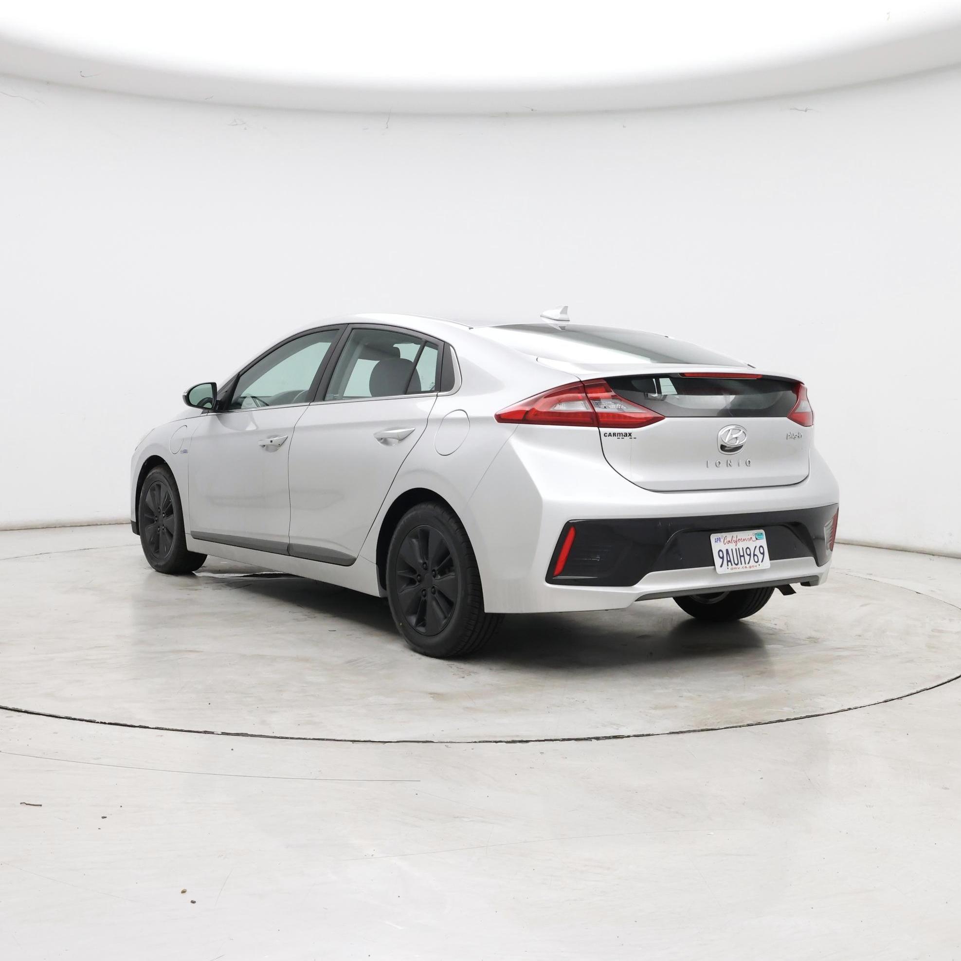 Thumbnail: 2019 Hyundai Ioniq - 2