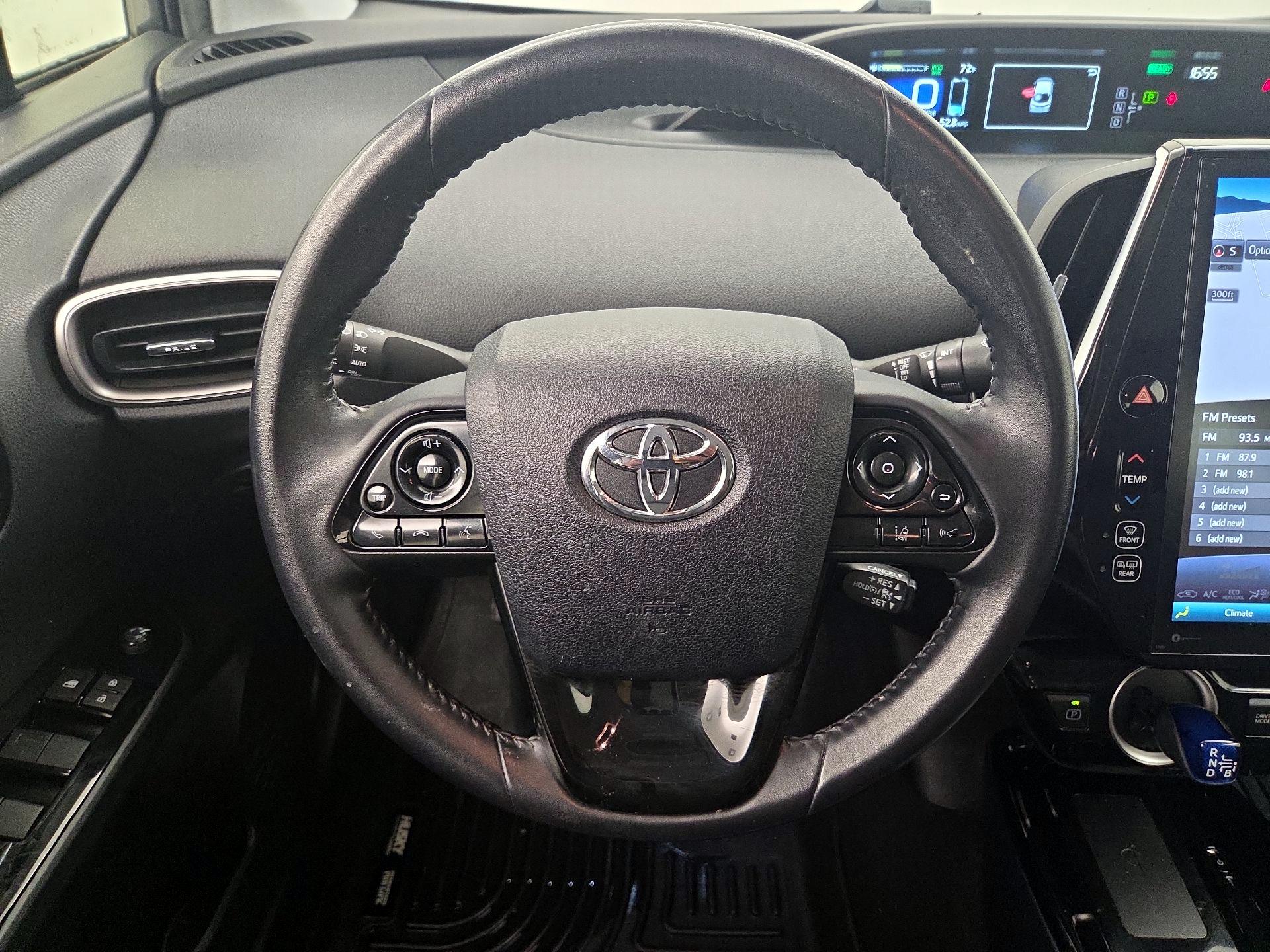 Thumbnail: 2021 Toyota Prius Prime - 10