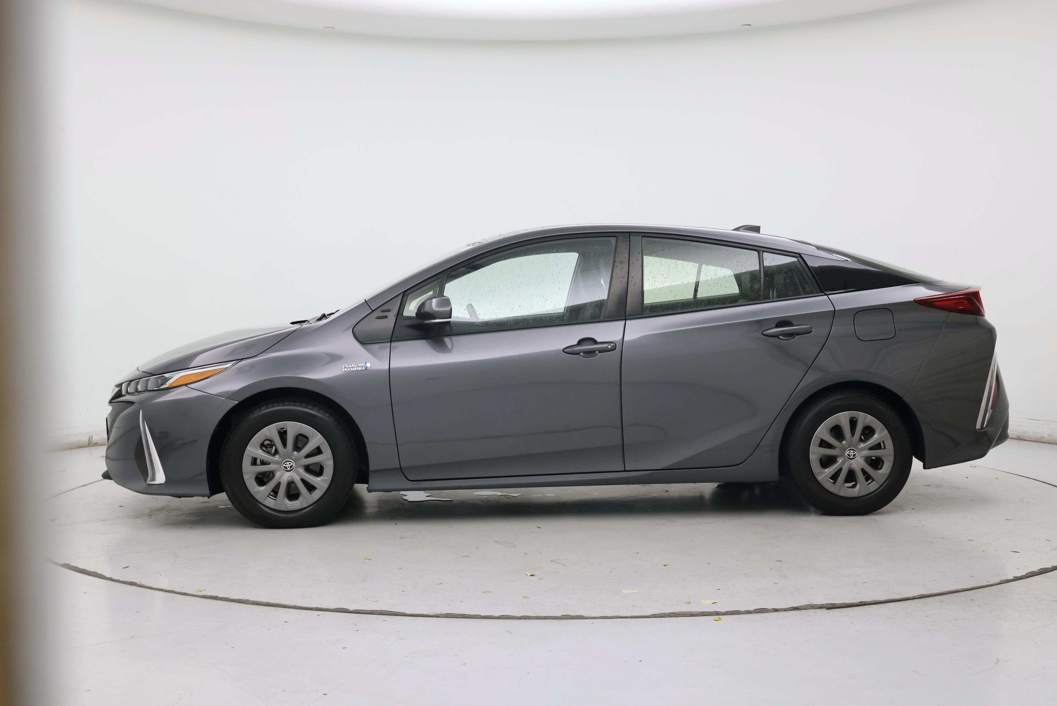 Thumbnail: 2021 Toyota Prius Prime - 3