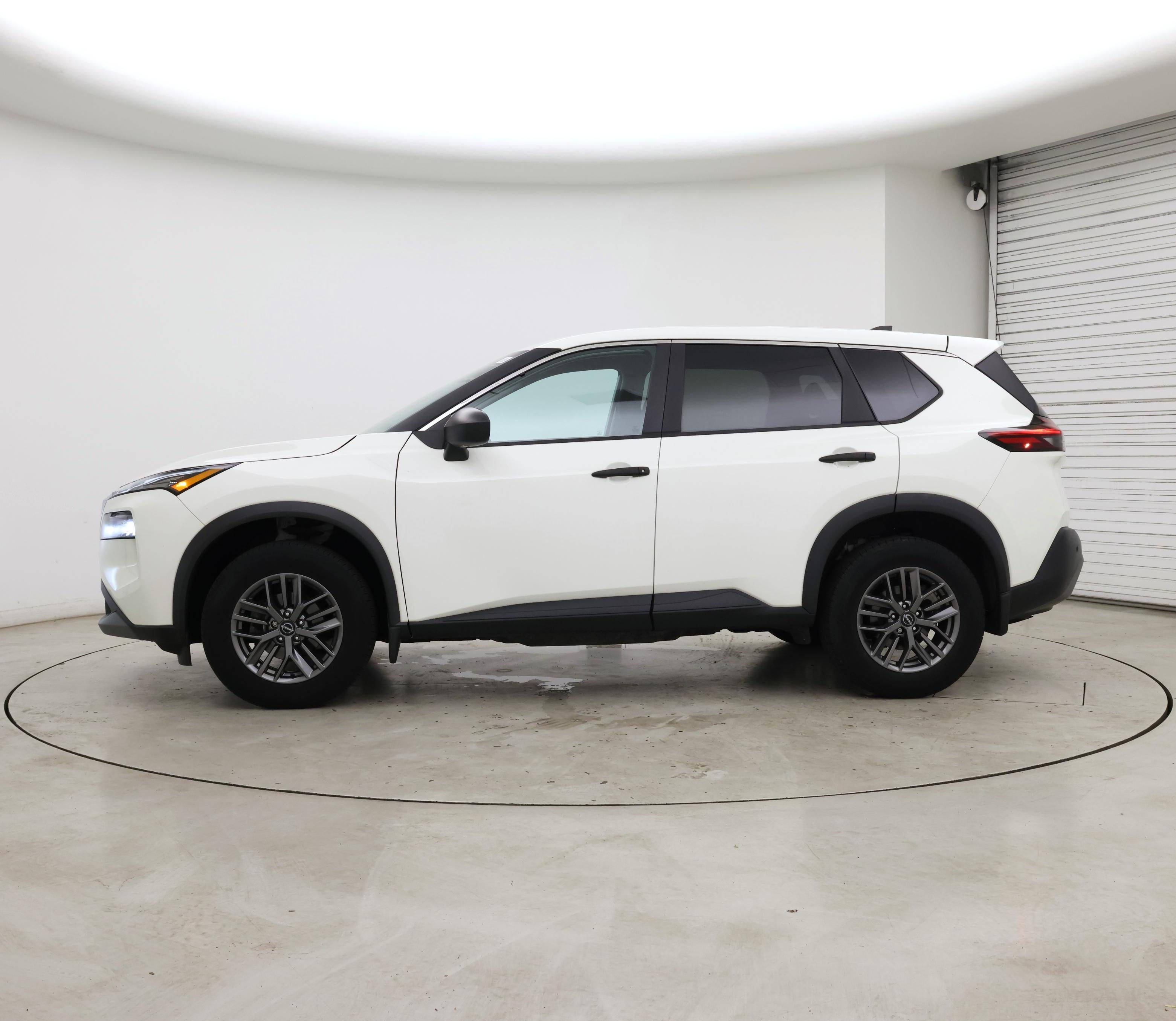 Thumbnail: 2023 Nissan Rogue - 3
