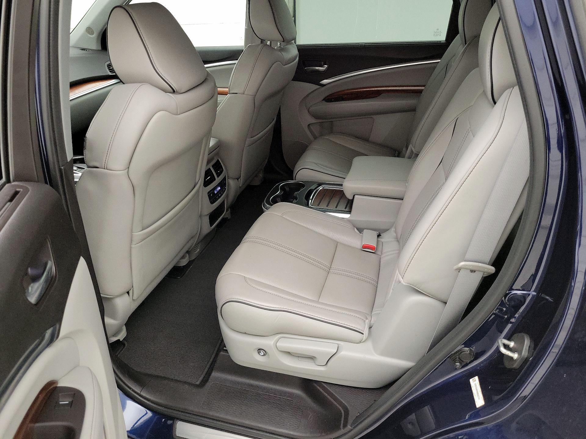 Thumbnail: 2017 Acura MDX - 16
