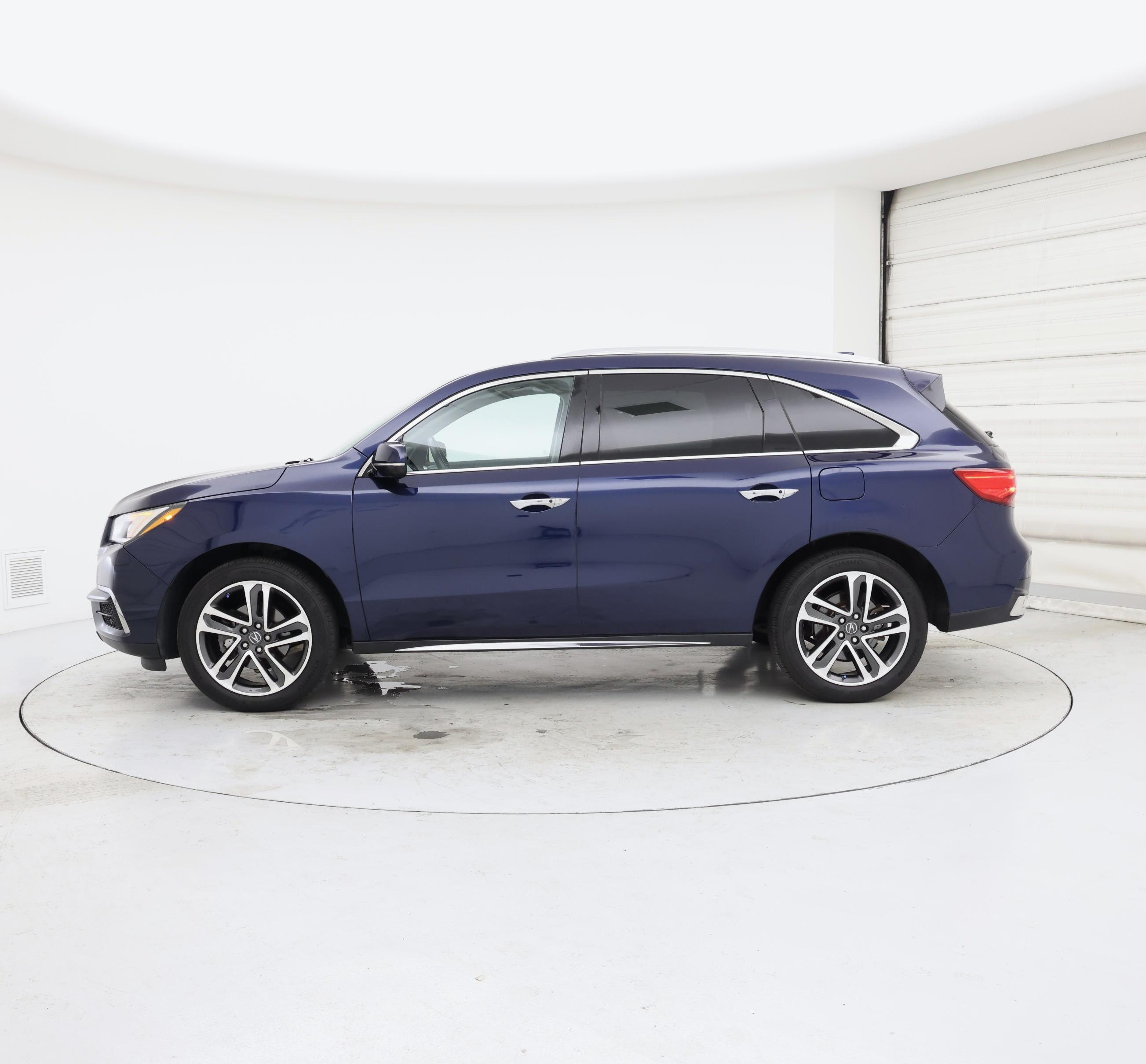 Thumbnail: 2017 Acura MDX - 3