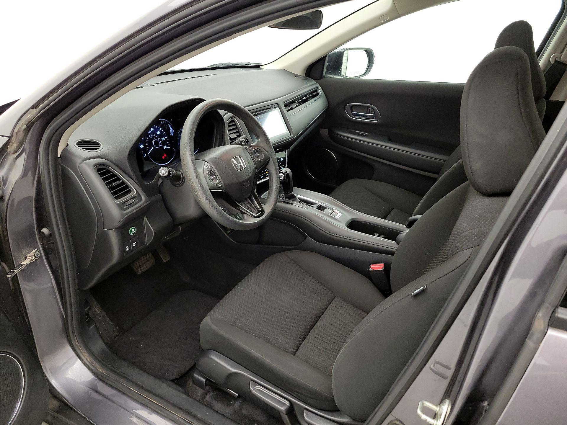 Thumbnail: 2018 Honda HR-V - 11