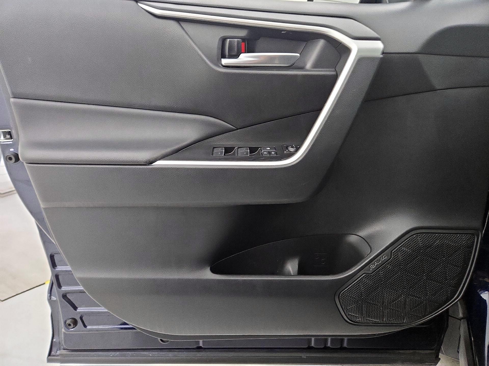 Thumbnail: 2023 Toyota RAV4 - 12