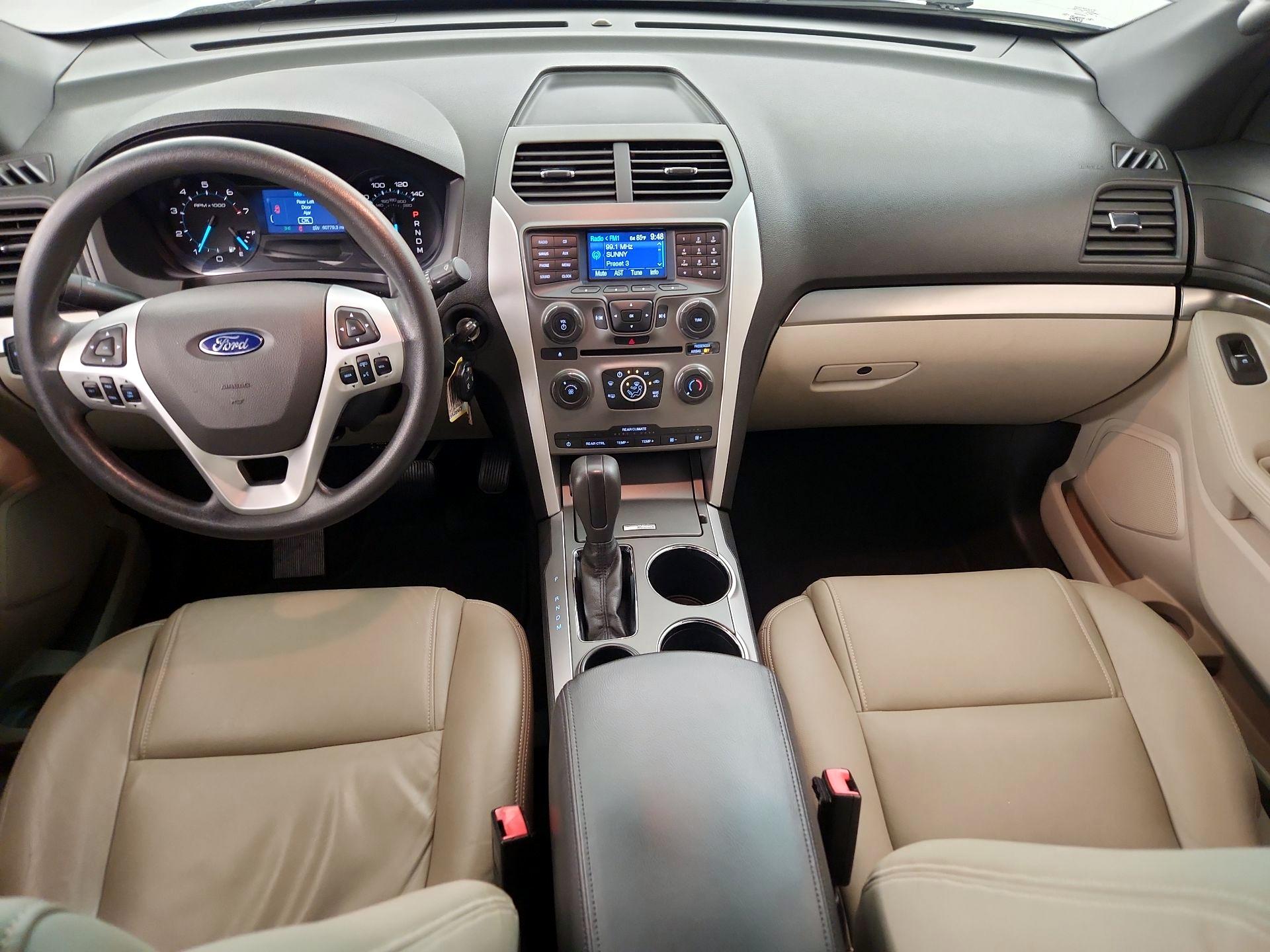 Thumbnail: 2014 Ford Explorer - 9
