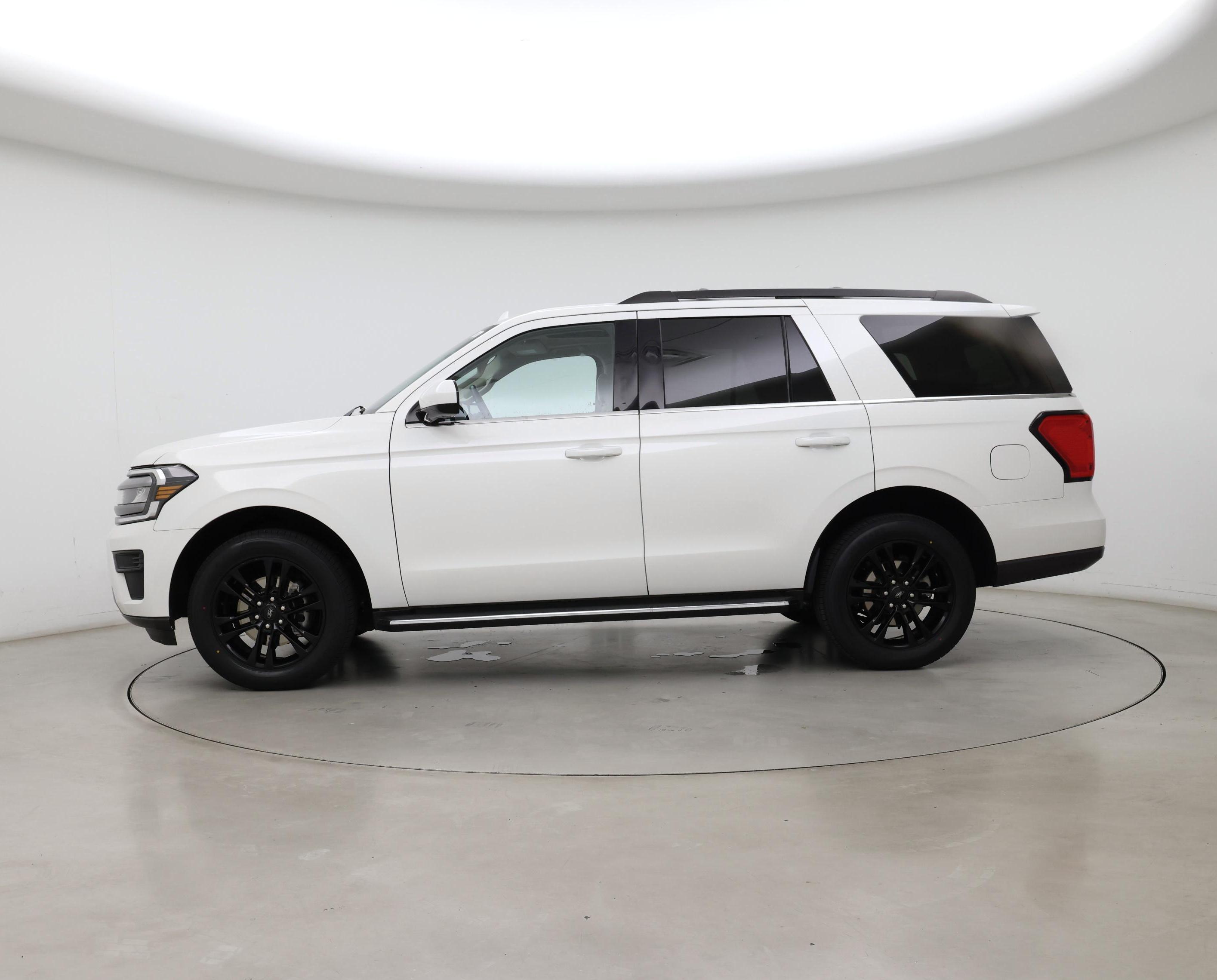 Thumbnail: 2022 Ford Expedition - 3