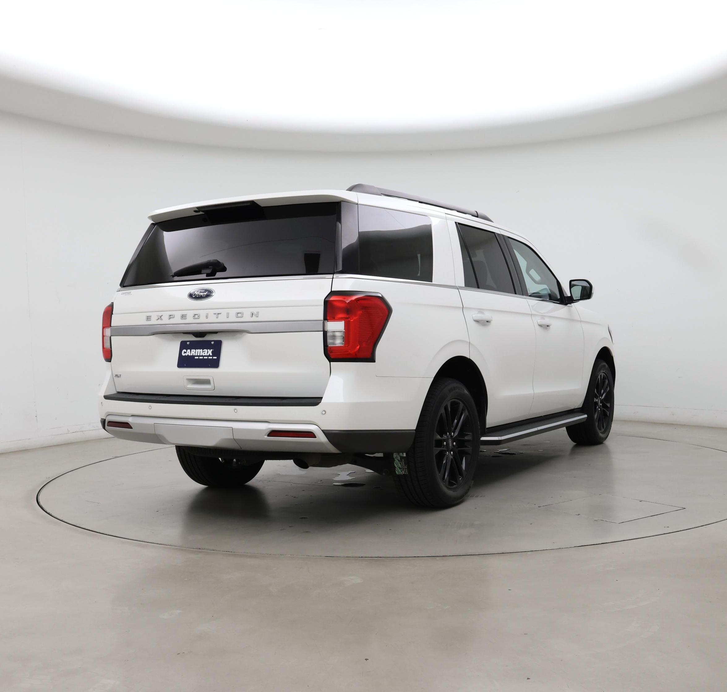 Thumbnail: 2022 Ford Expedition - 8