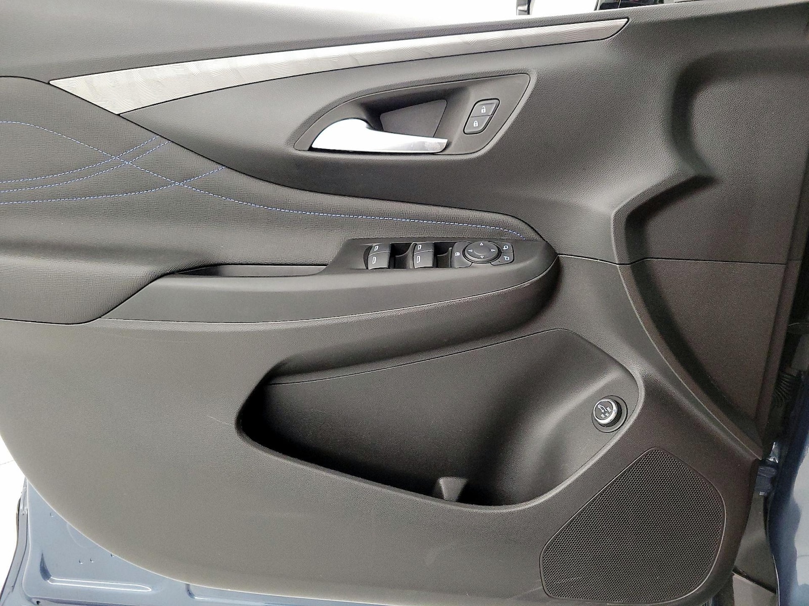 2025 Buick Envista Sport Touring - Photo 13