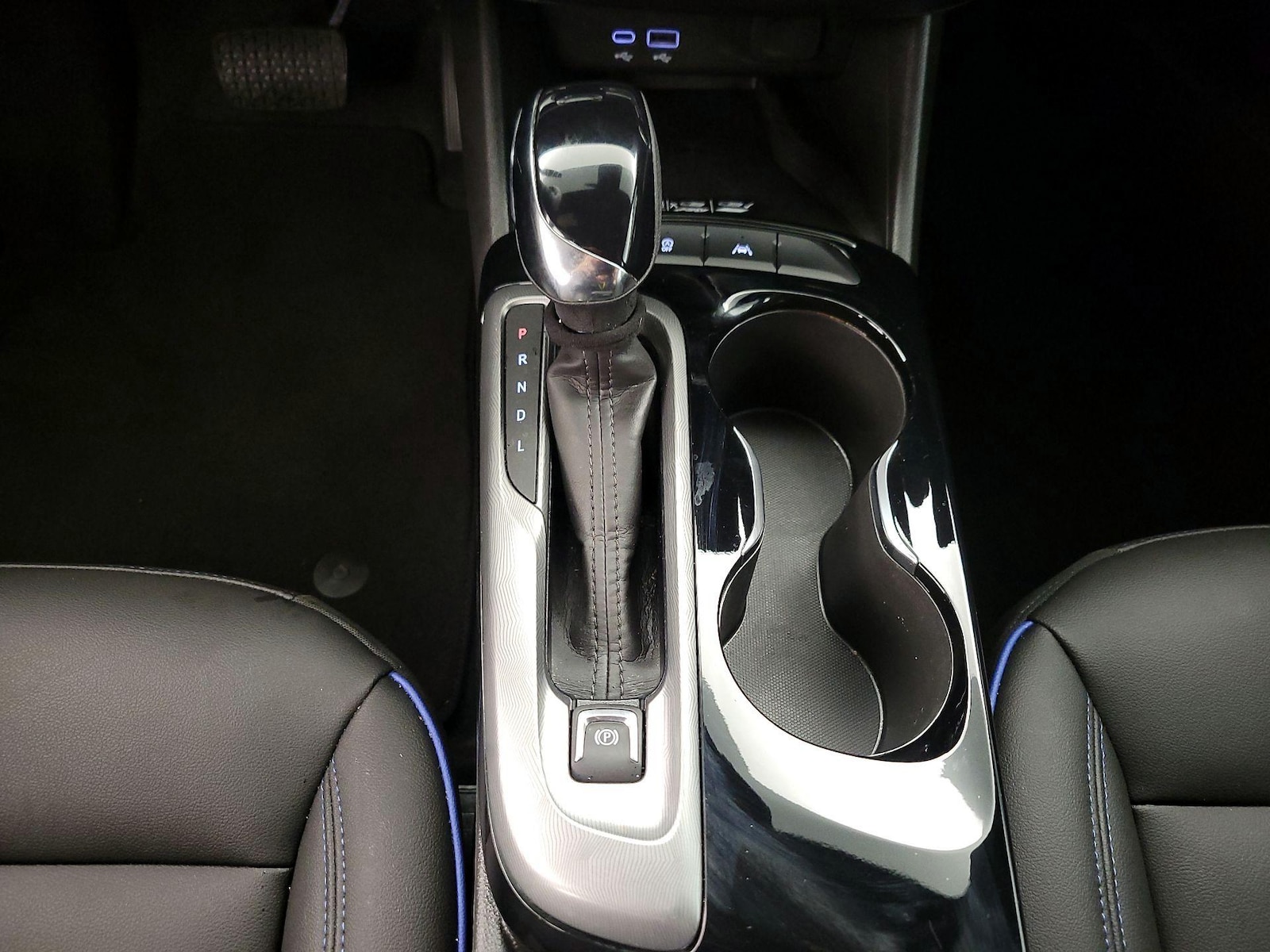 2025 Buick Envista Sport Touring - Photo 18