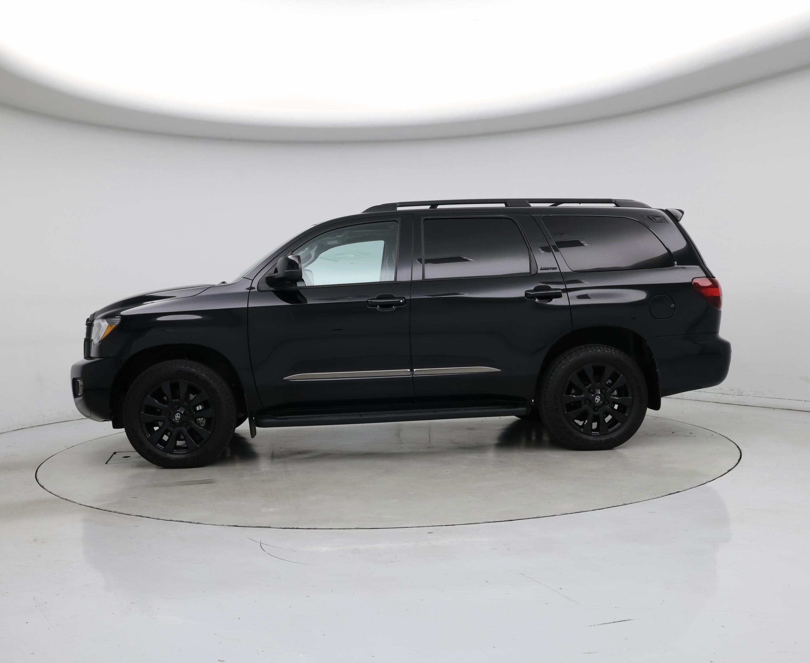 Thumbnail: 2022 Toyota Sequoia - 3