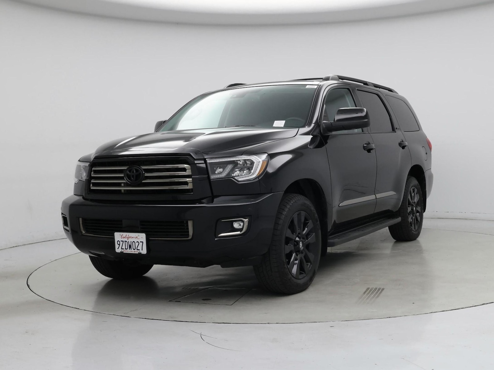 2022 Toyota Sequoia Nightshade - Photo 5