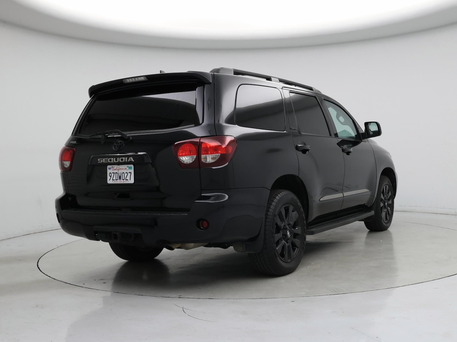 2022 Toyota Sequoia Nightshade - Photo 9