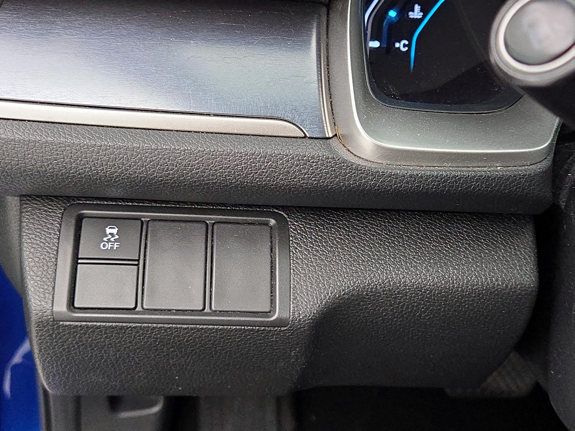 Thumbnail: 2016 Honda Civic - 11