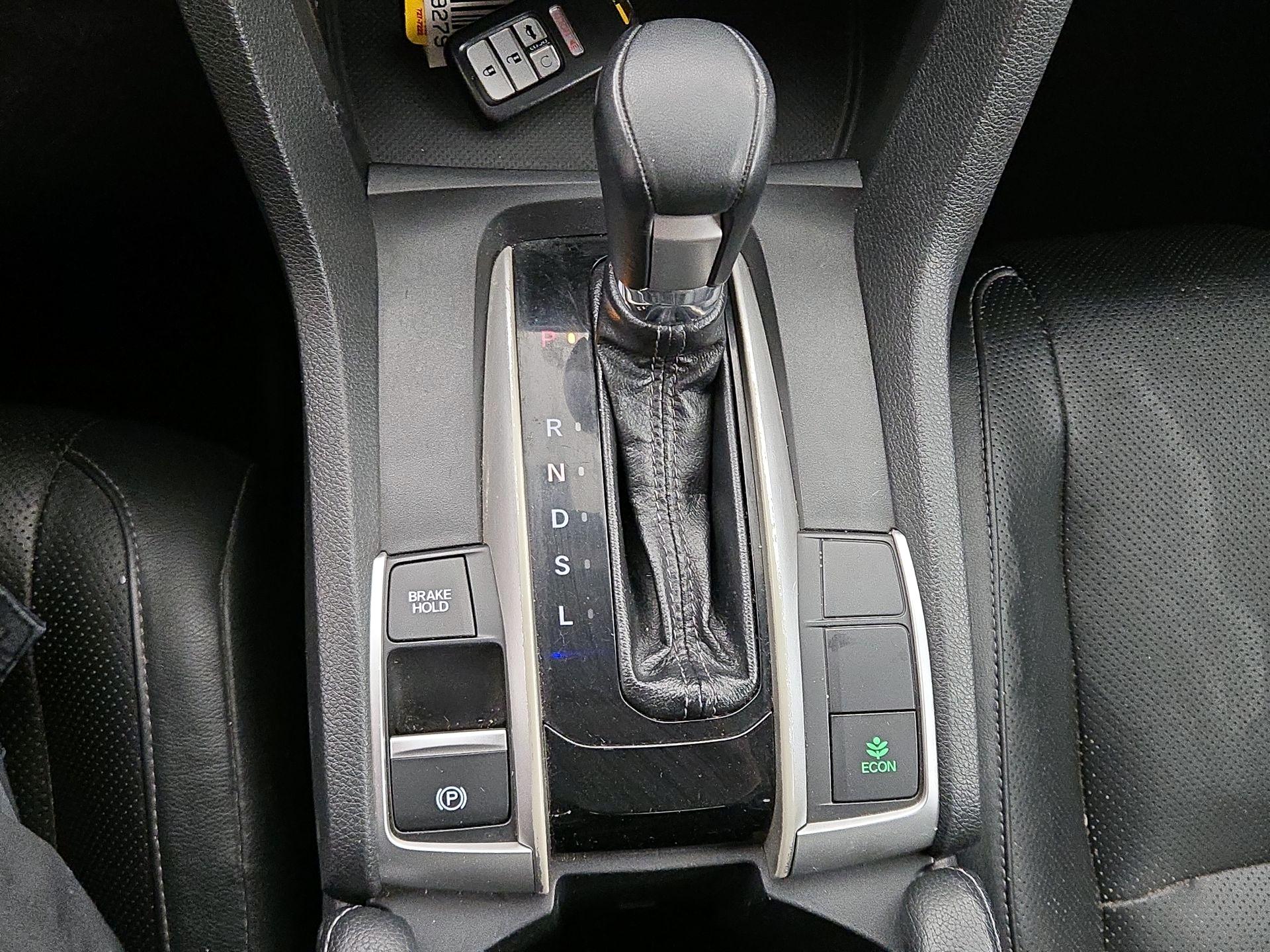 Thumbnail: 2016 Honda Civic - 15