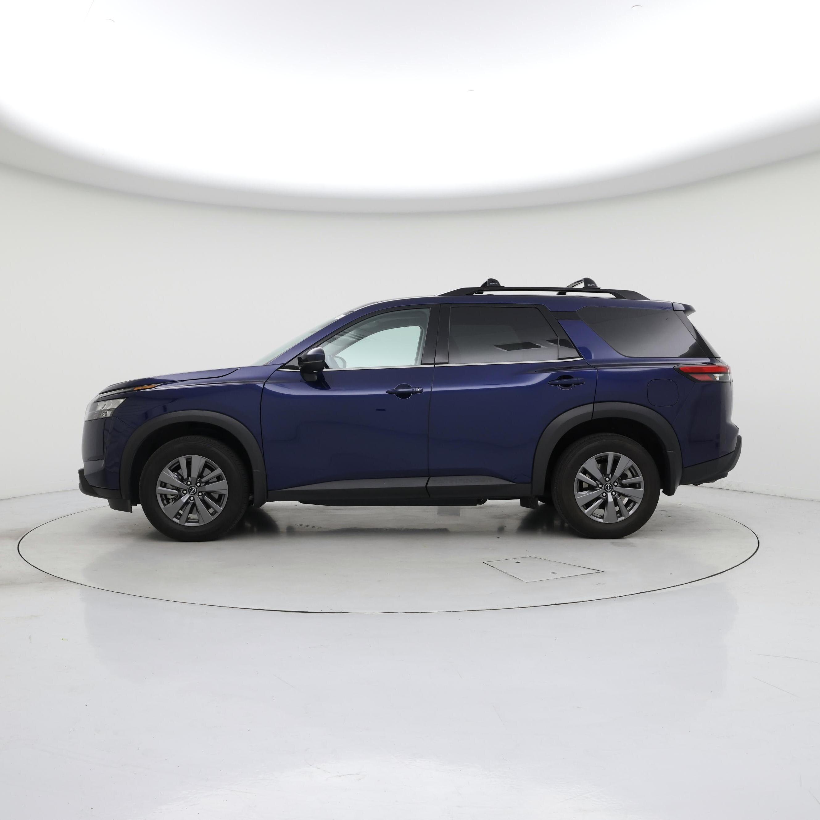 Thumbnail: 2024 Nissan Pathfinder - 3