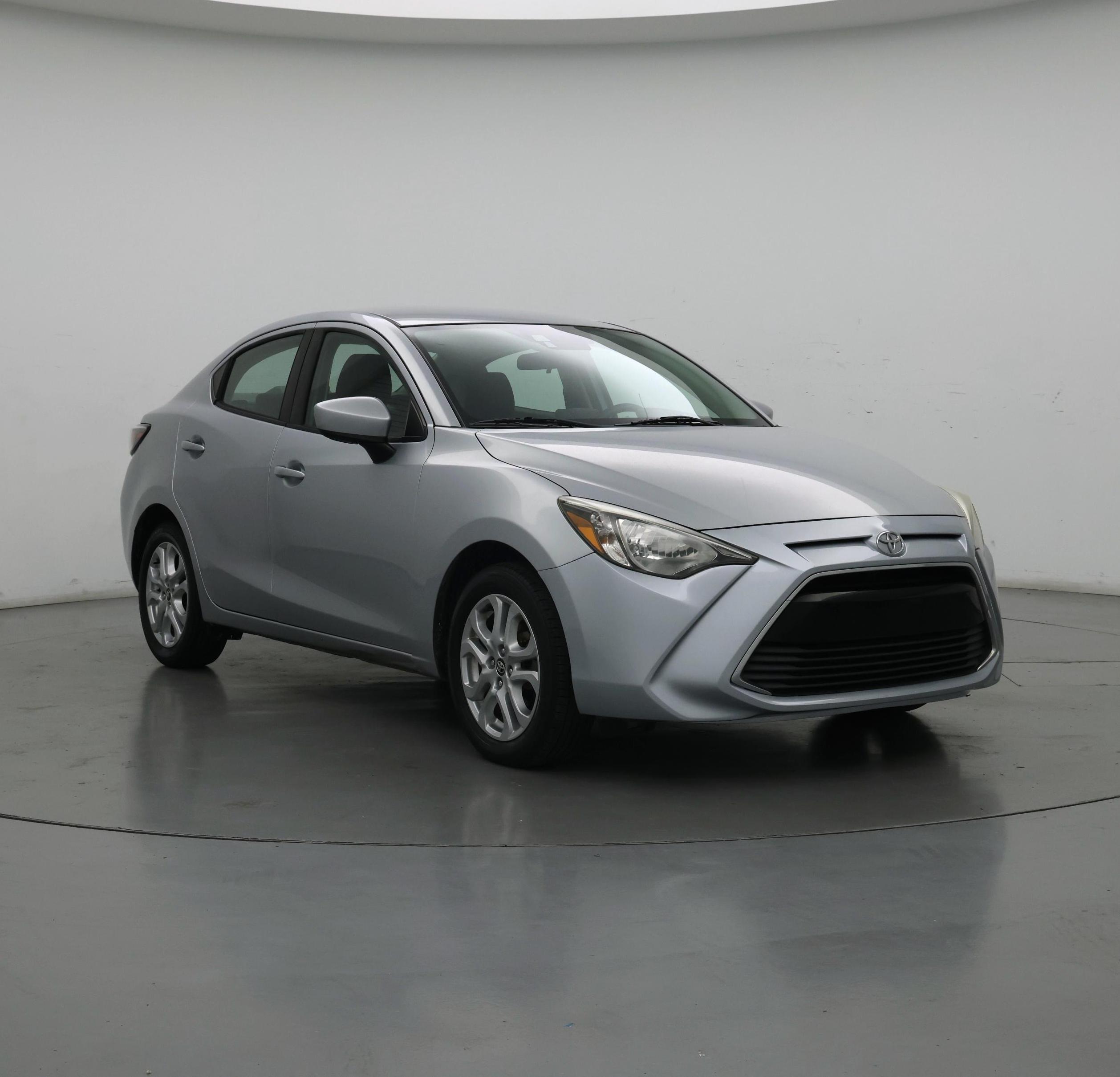 Silver 2018 Toyota Yaris iA Sedan Front-Wheel Drive Automatic