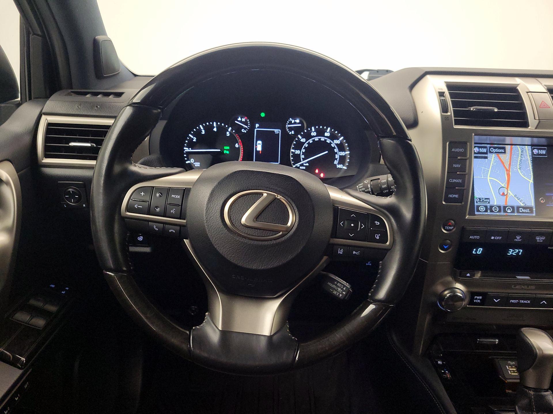 Thumbnail: 2021 Lexus GX - 10