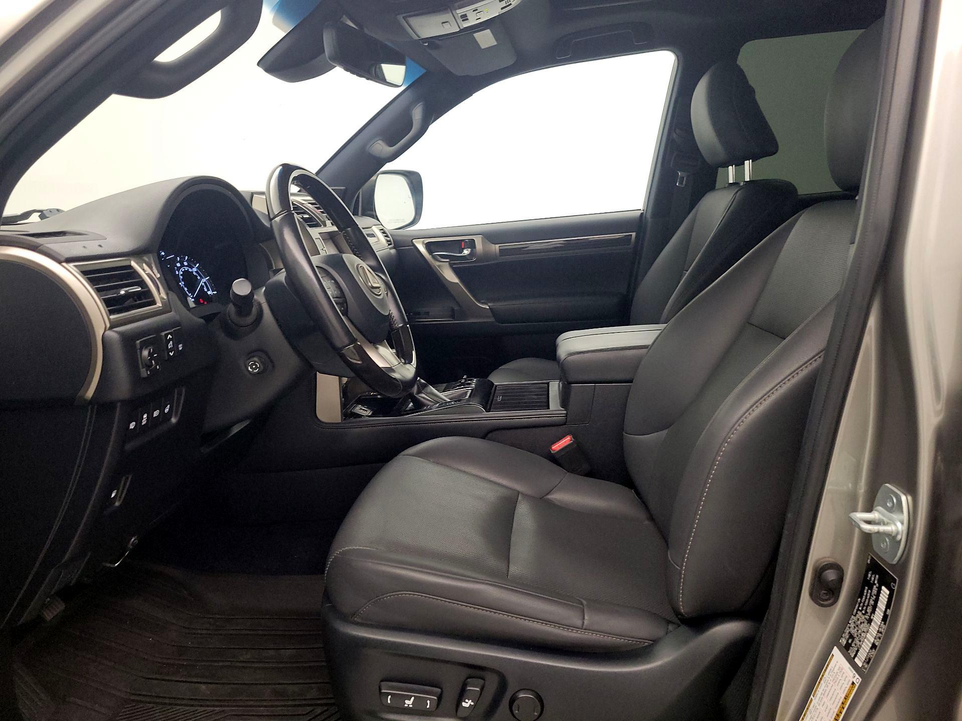 Thumbnail: 2021 Lexus GX - 11