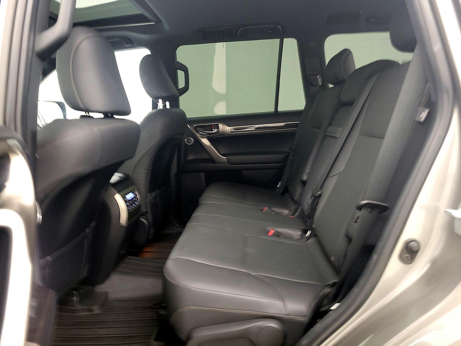 Thumbnail: 2021 Lexus GX - 20