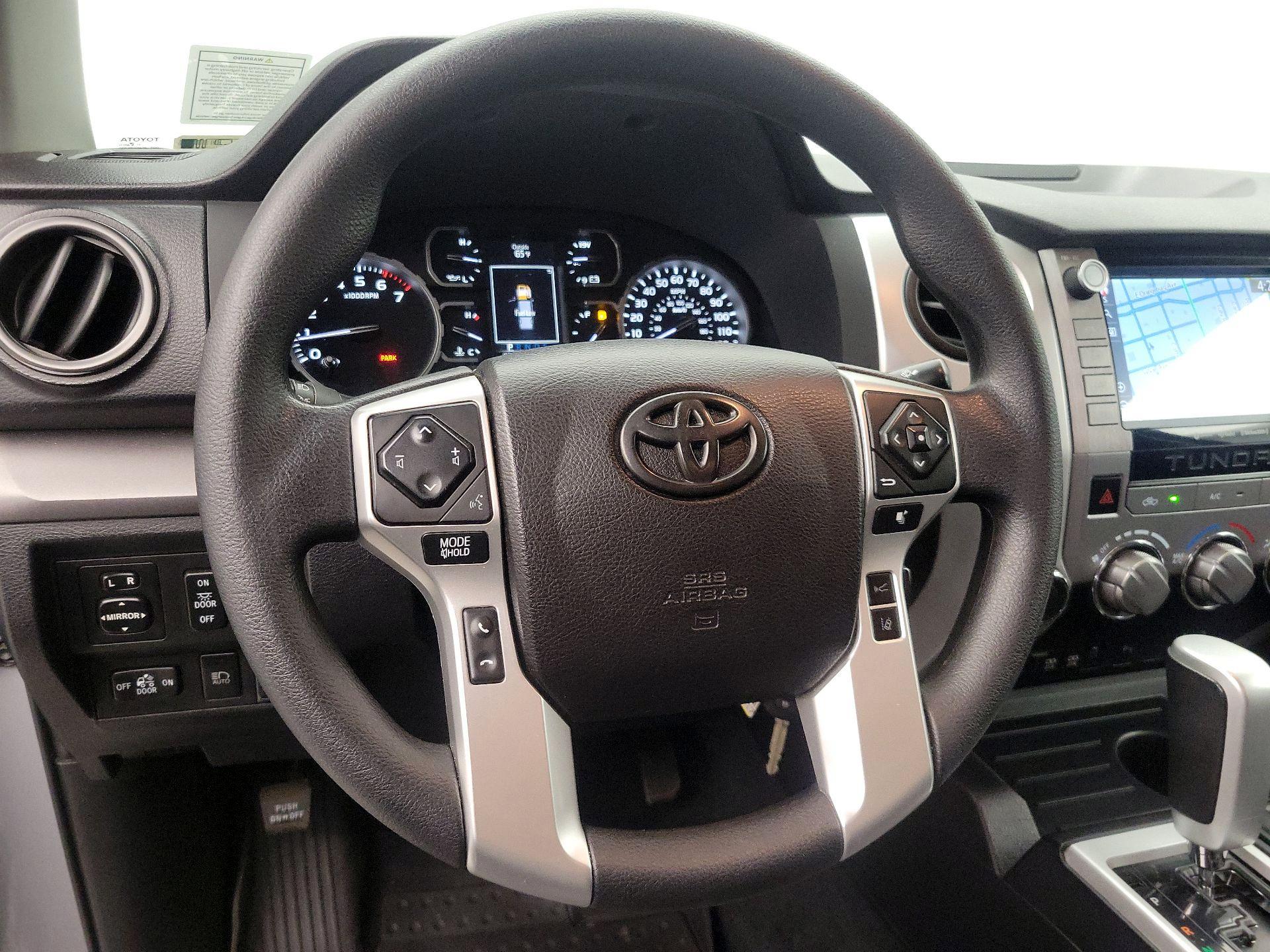 Thumbnail: 2021 Toyota Tundra - 10