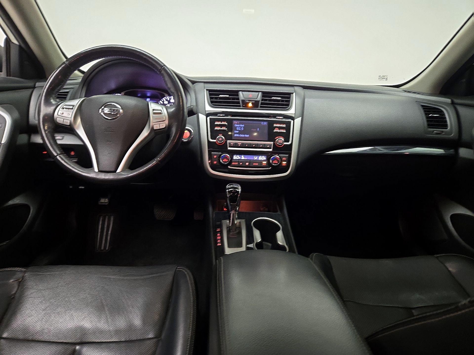 Thumbnail: 2018 Nissan Altima - 9