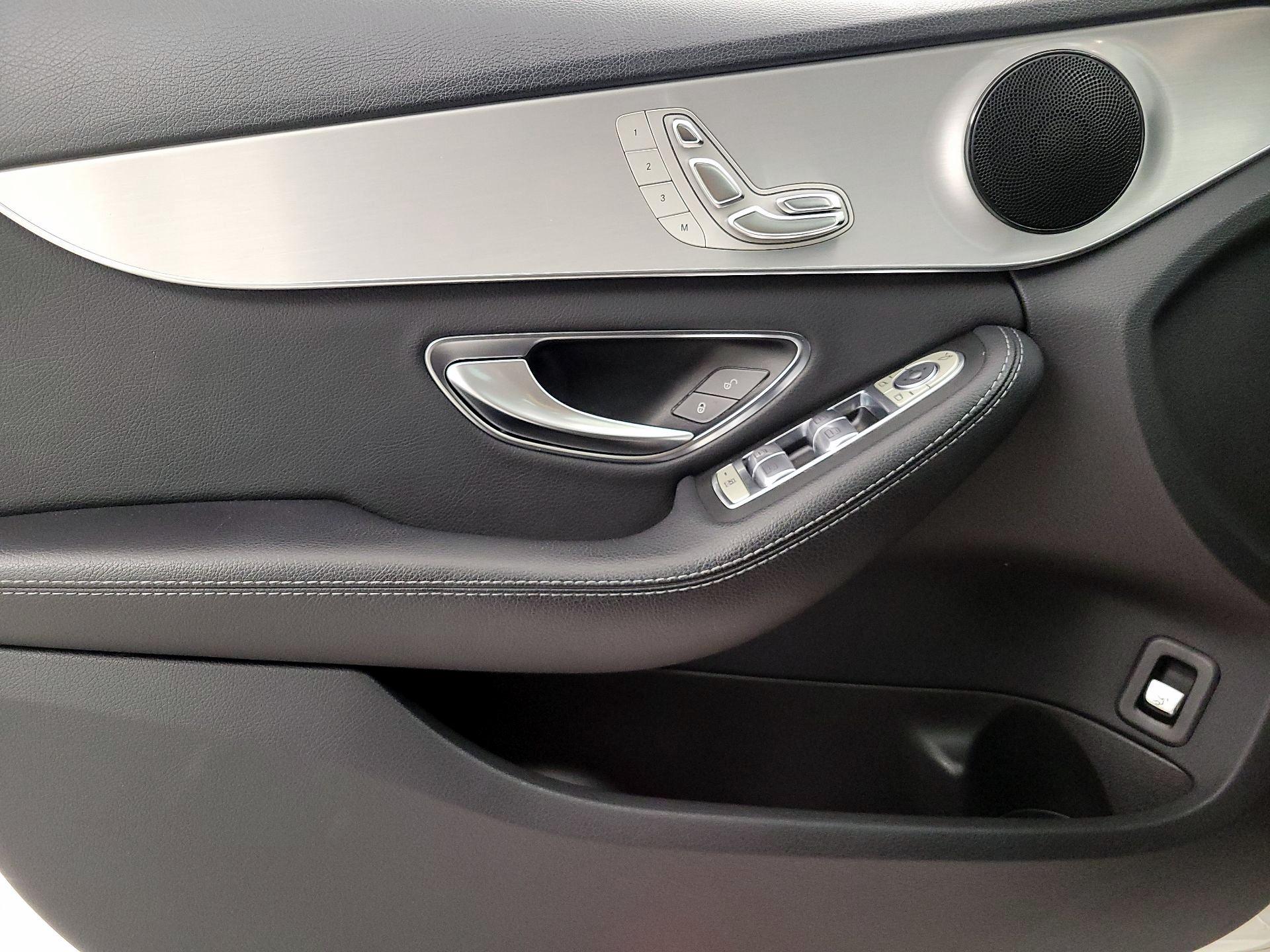 Thumbnail: 2019 Mercedes-Benz C-Class - 12