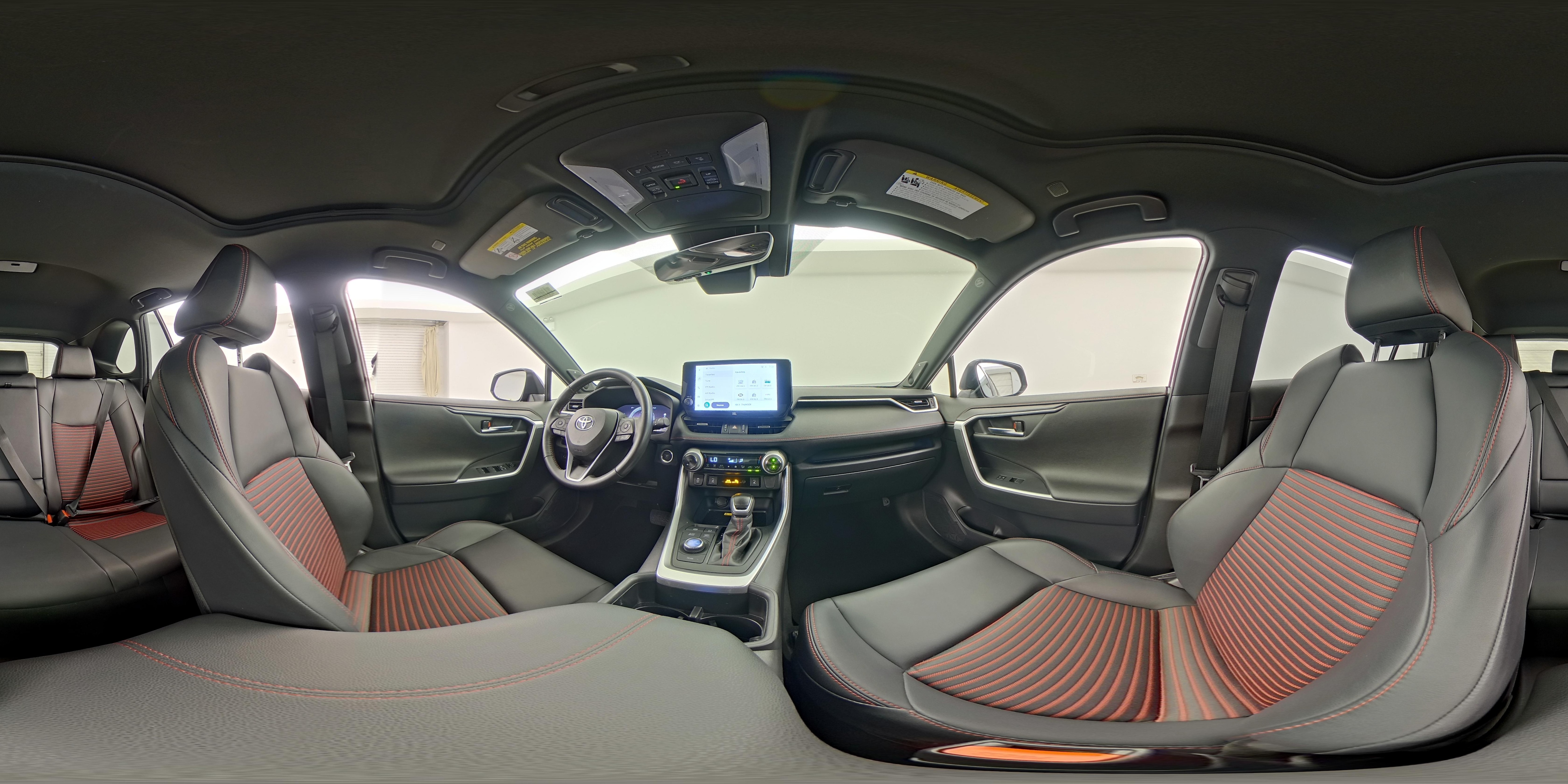 2024 Toyota RAV4 XSE - Photo 25