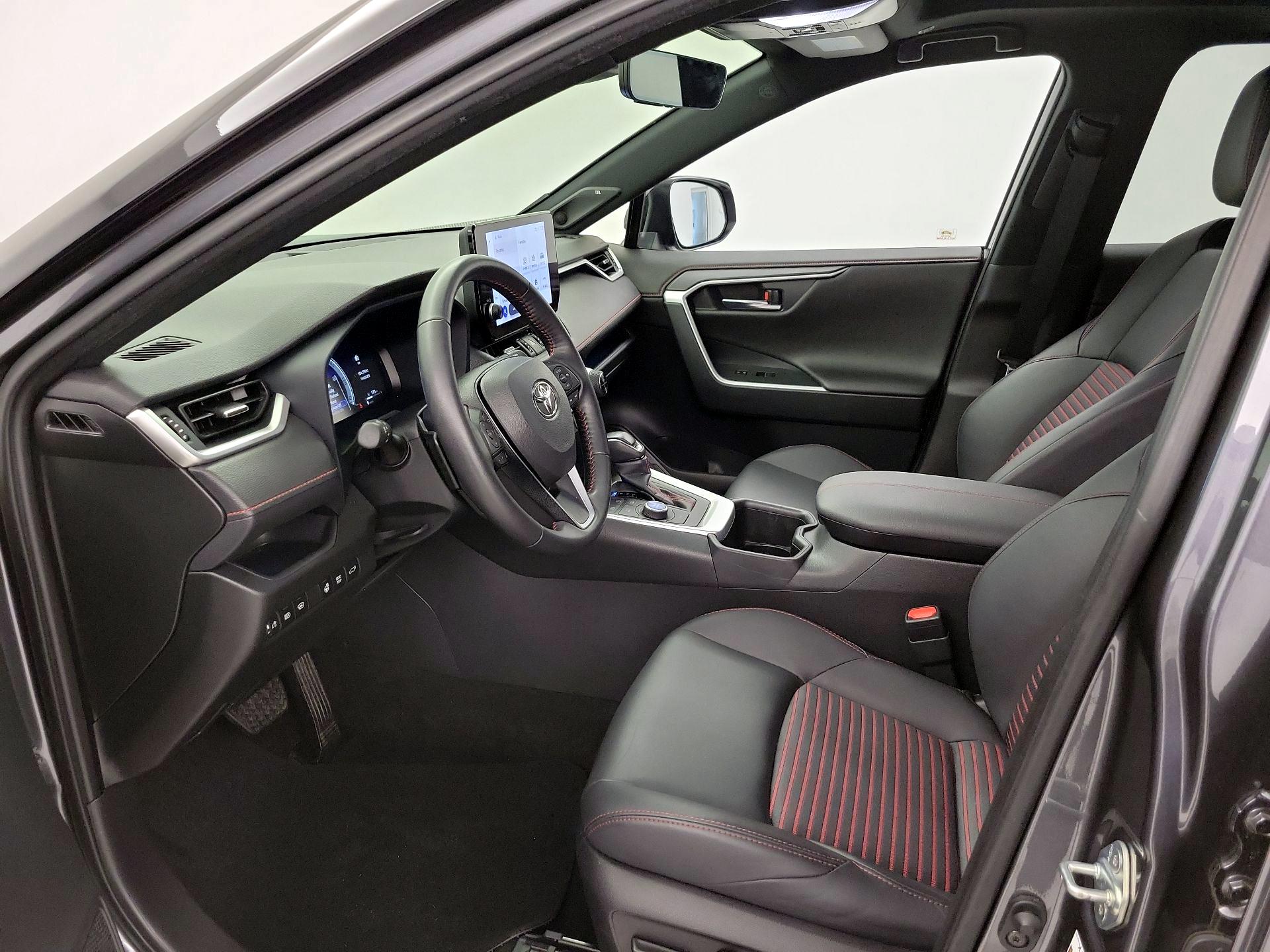 Thumbnail: 2024 Toyota RAV4 - 11