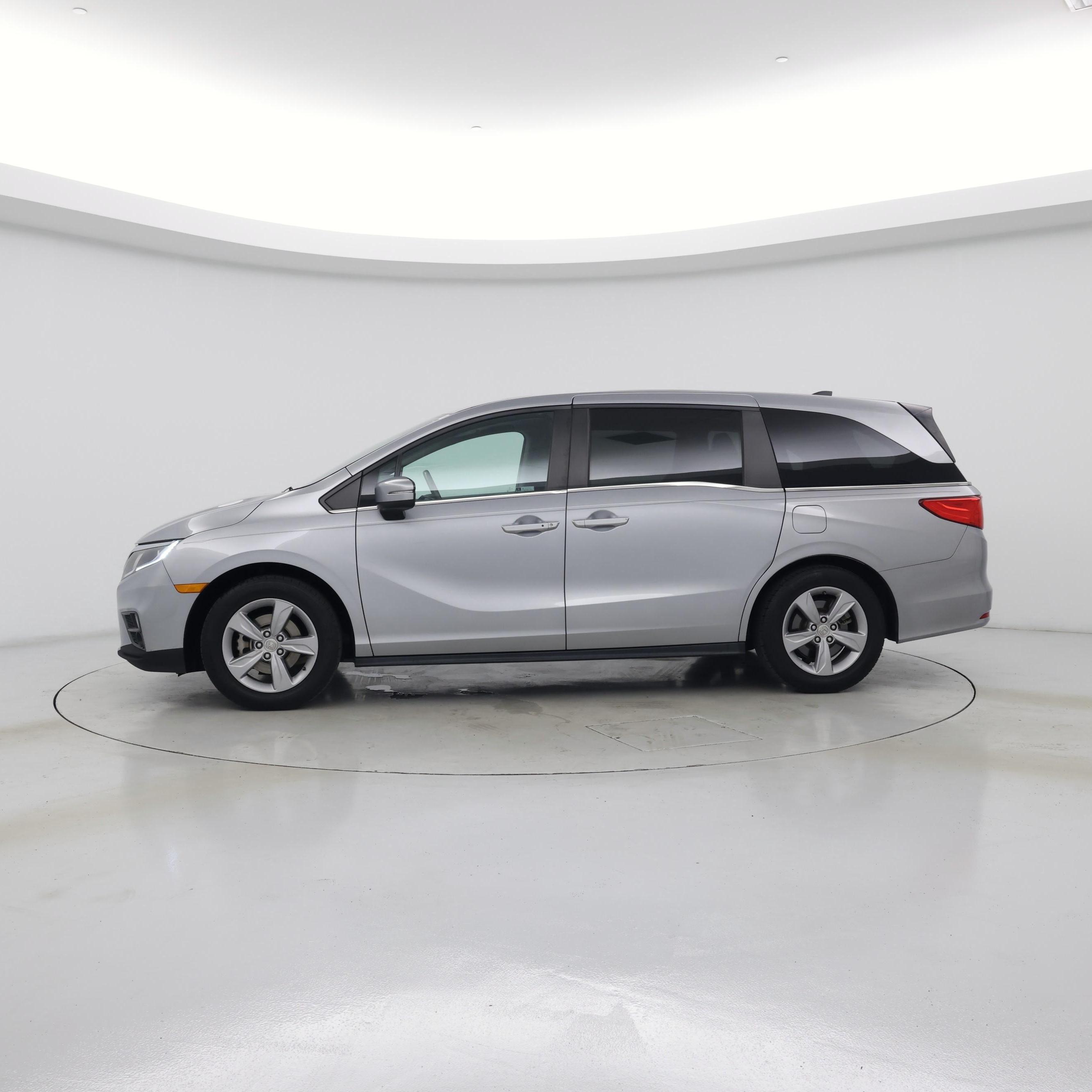 Thumbnail: 2018 Honda Odyssey - 3