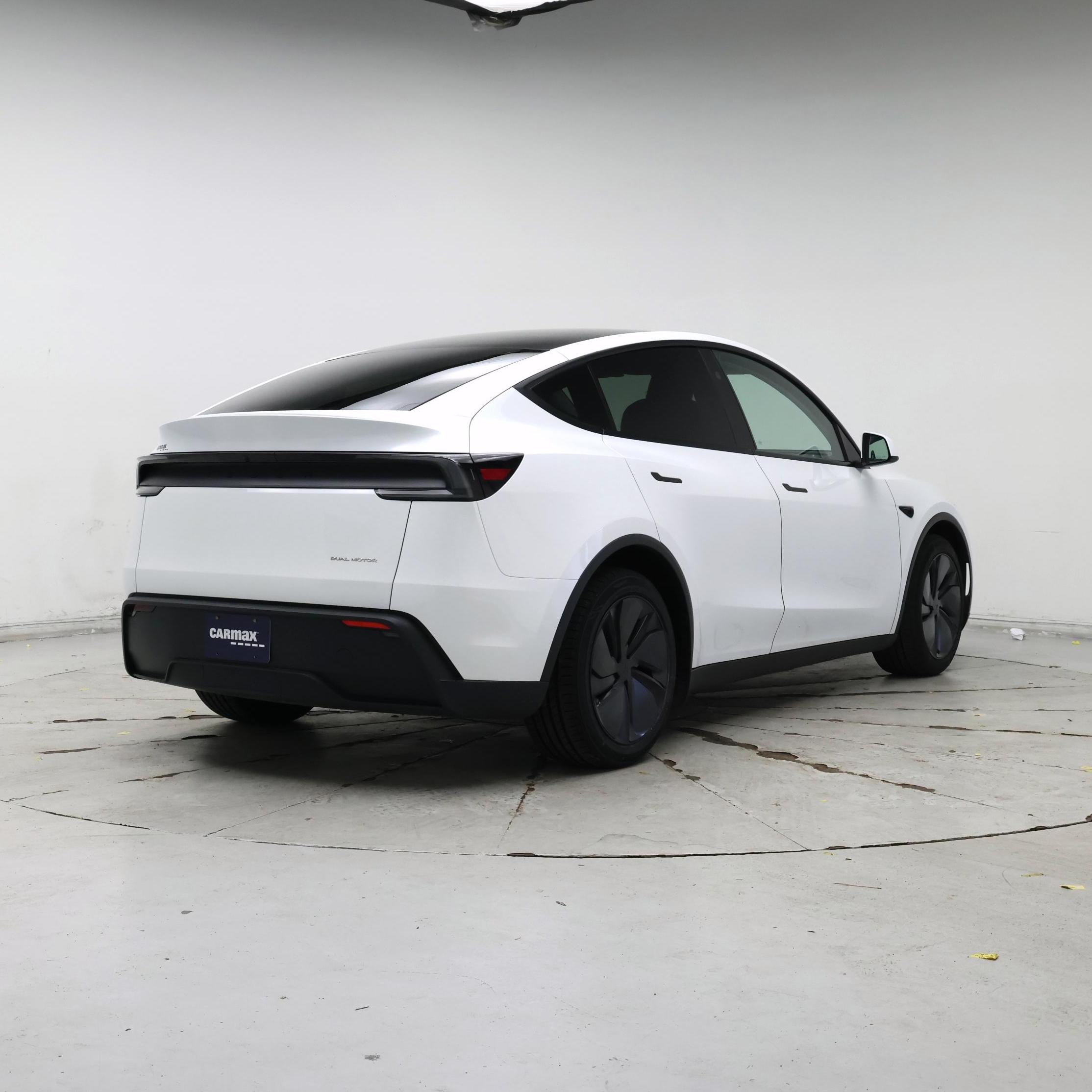 Thumbnail: 2026 Tesla Model Y - 8