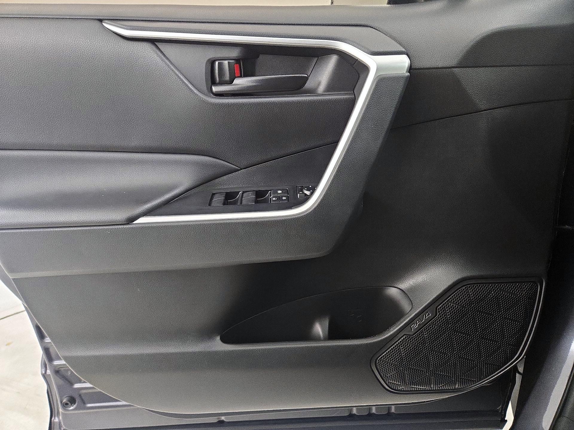 Thumbnail: 2023 Toyota RAV4 - 12