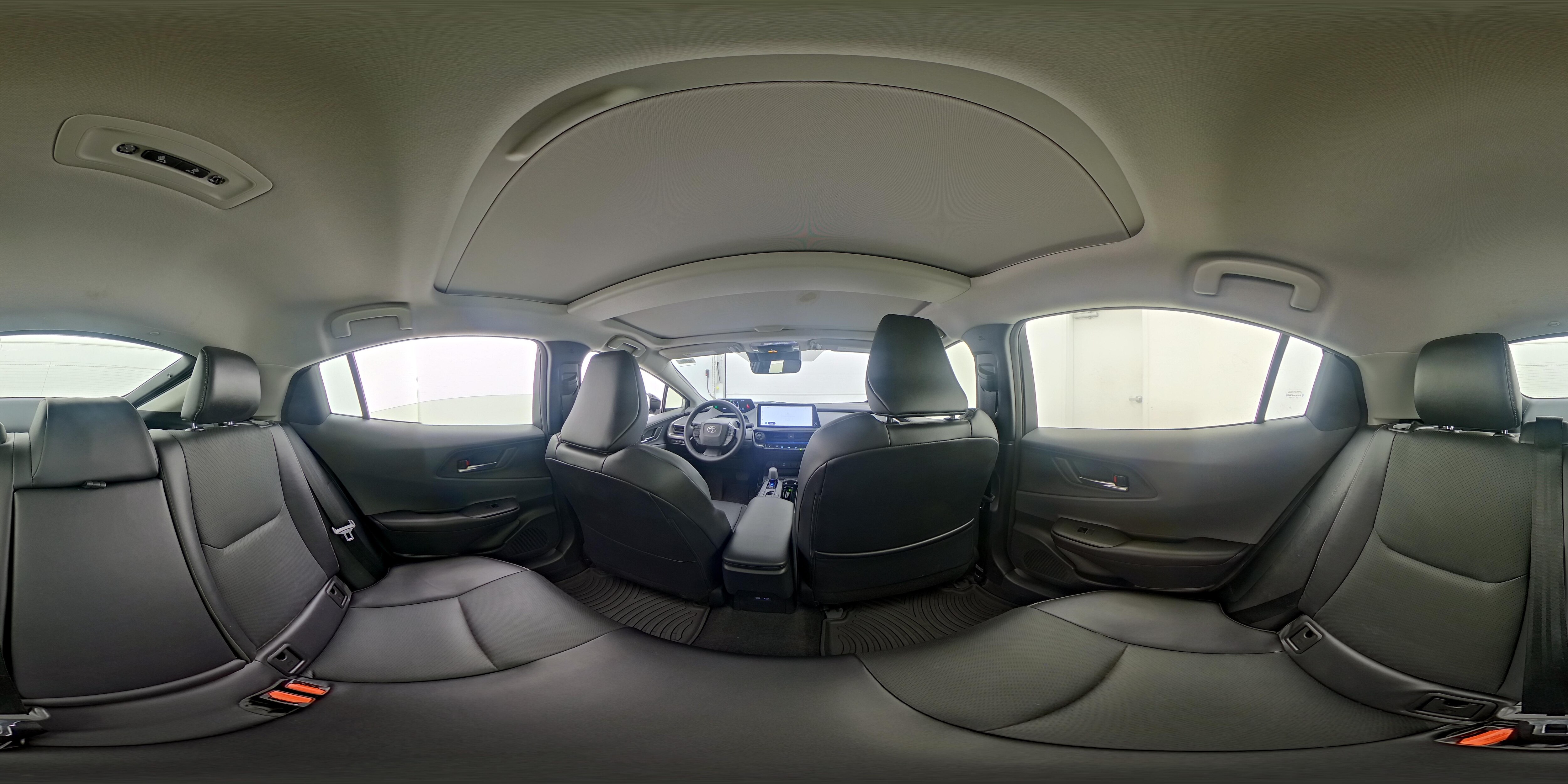 2024 Toyota Prius XLE - Photo 25