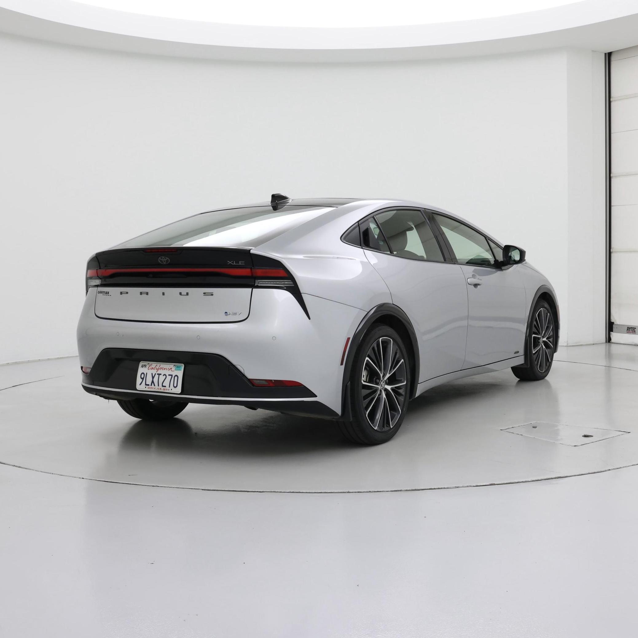 Thumbnail: 2024 Toyota Prius - 8
