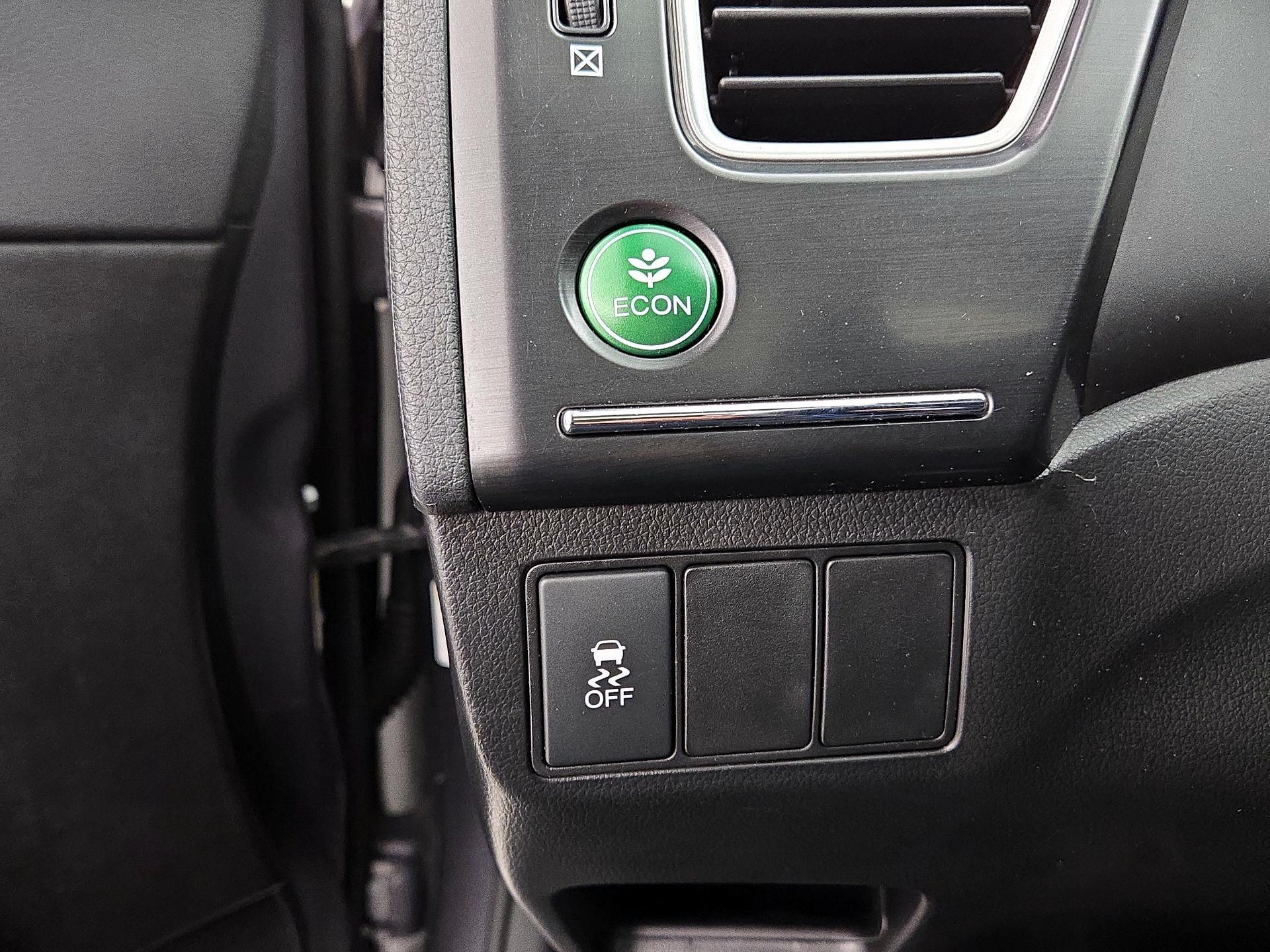 Thumbnail: 2015 Honda Civic - 13