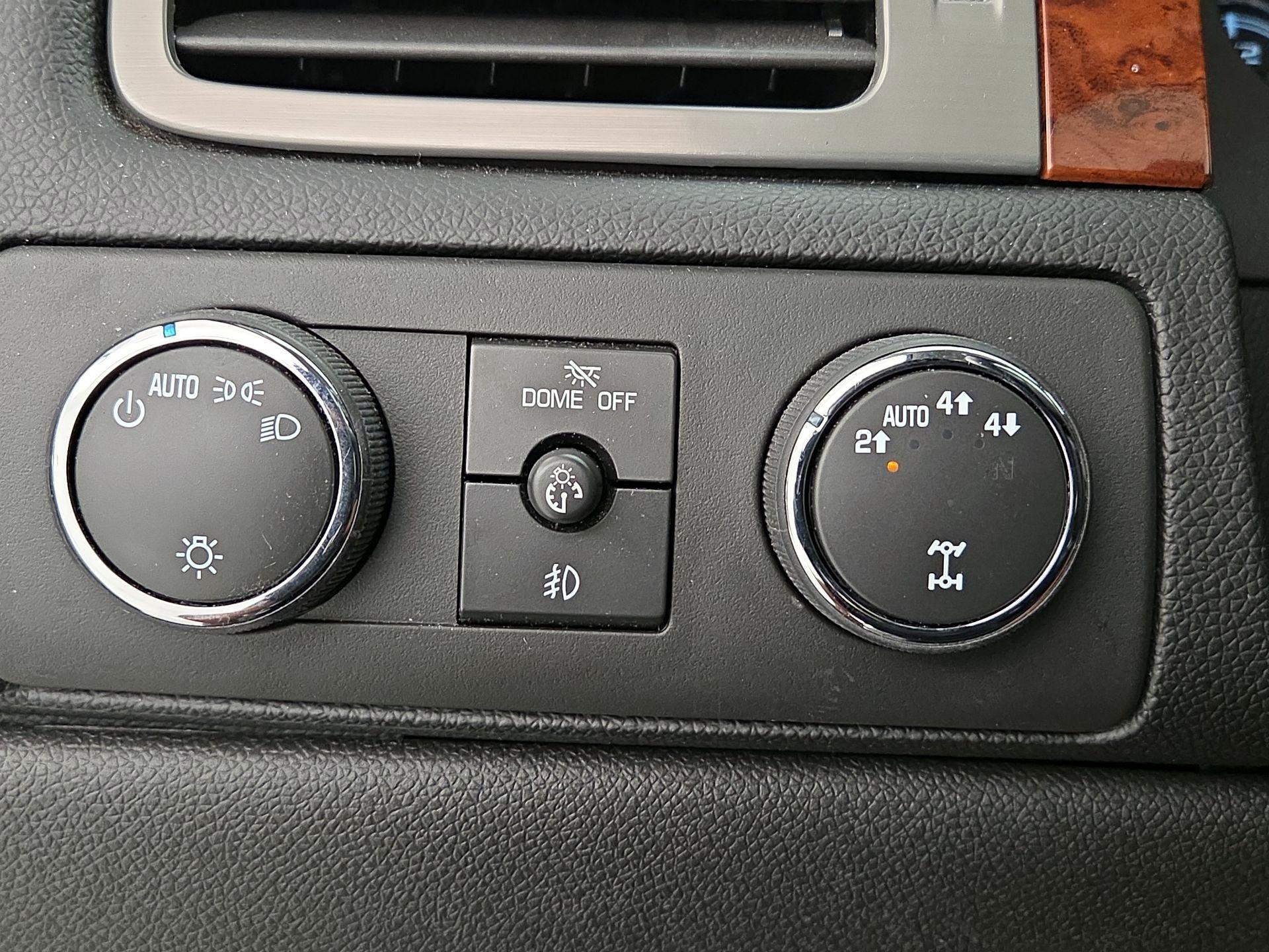 Thumbnail: 2014 GMC Yukon XL - 13