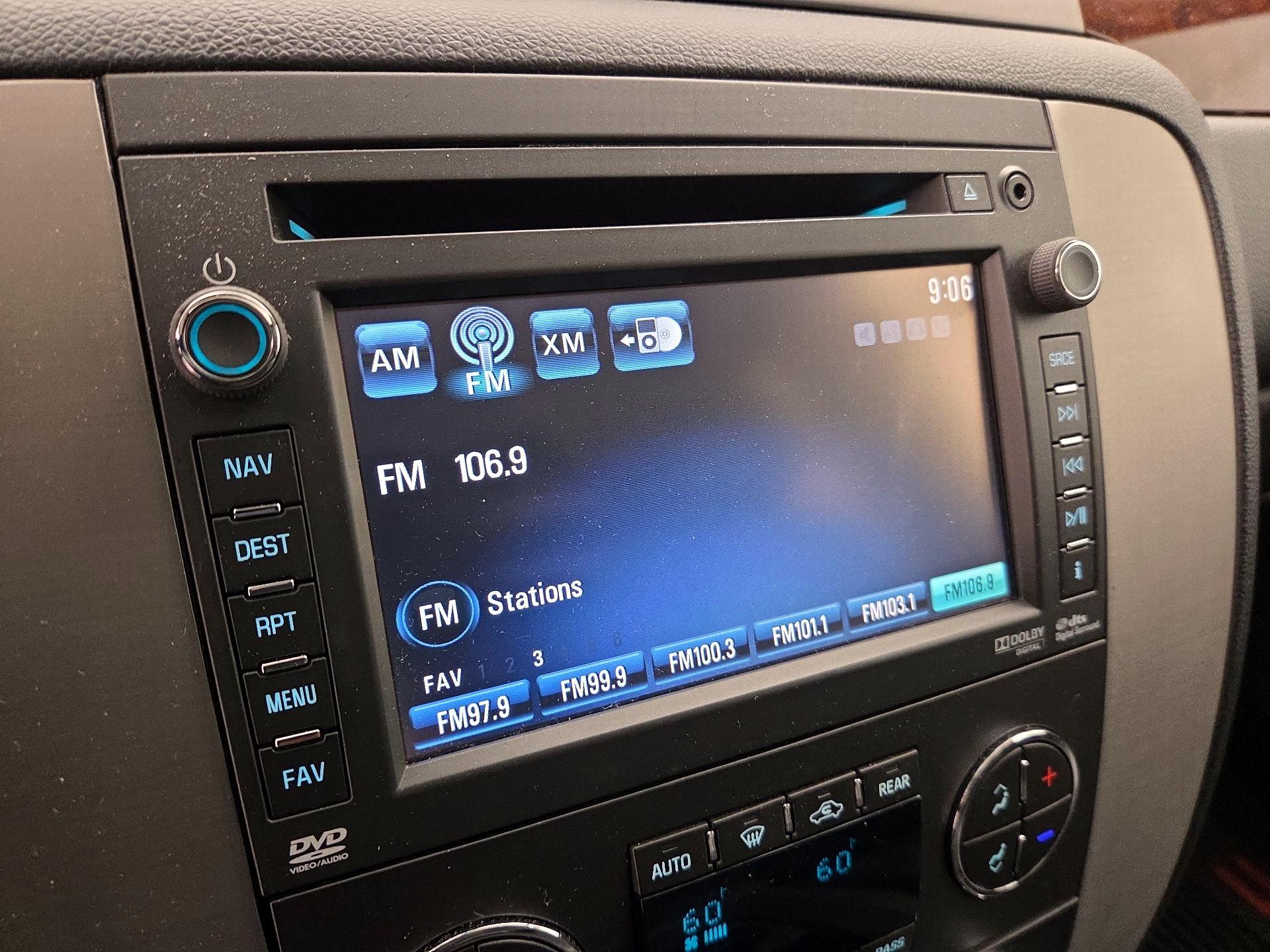 Thumbnail: 2014 GMC Yukon XL - 16