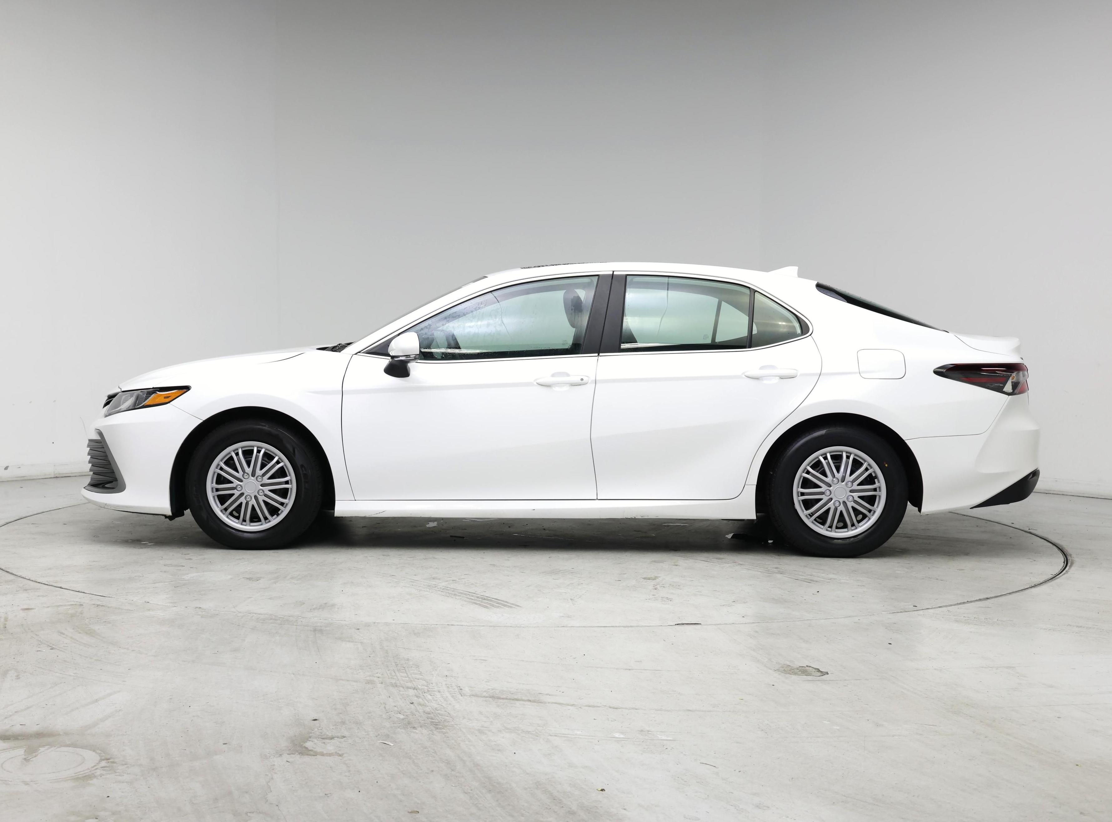Thumbnail: 2024 Toyota Camry - 3