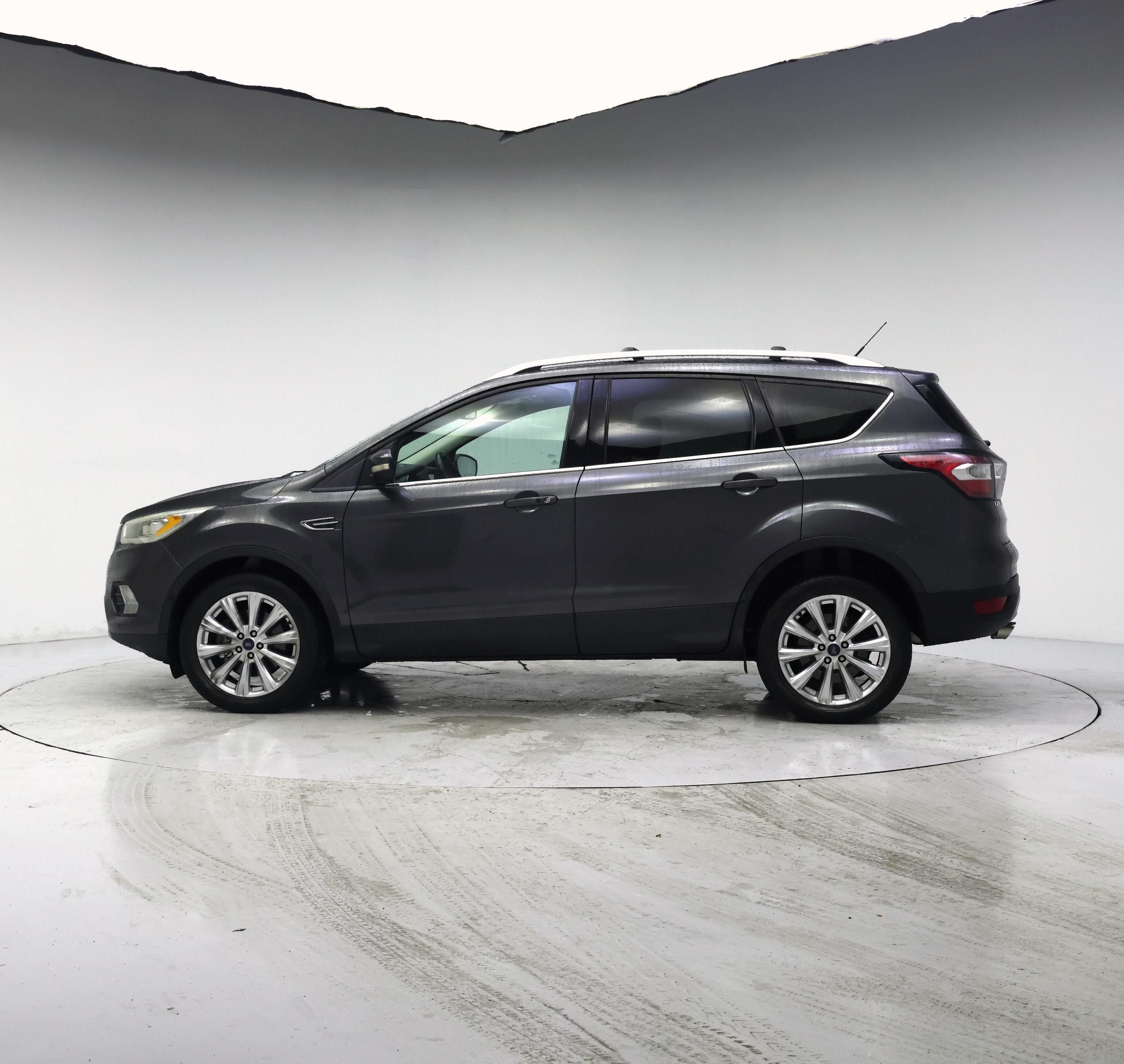 Thumbnail: 2017 Ford Escape - 3