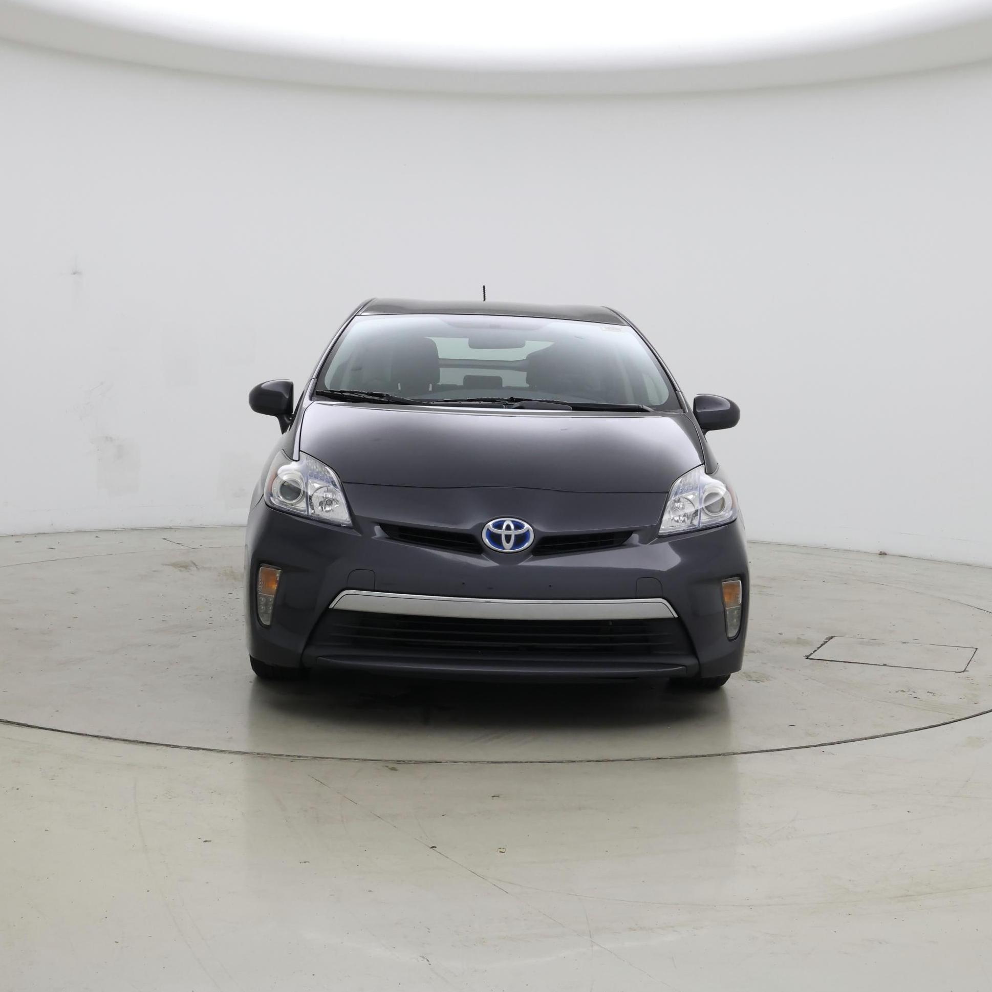 Thumbnail: 2015 Toyota Prius - 5