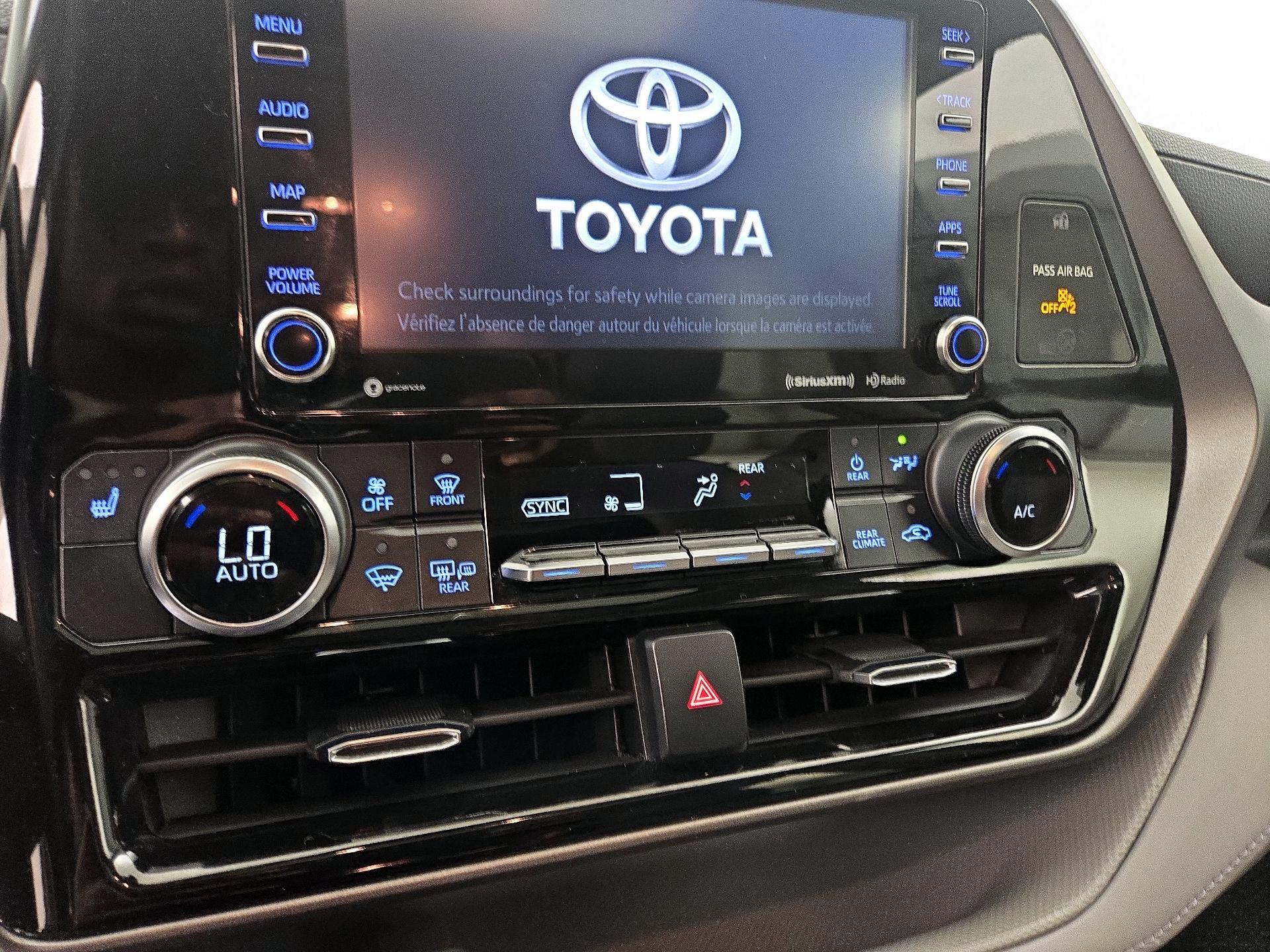 Thumbnail: 2022 Toyota Highlander - 16