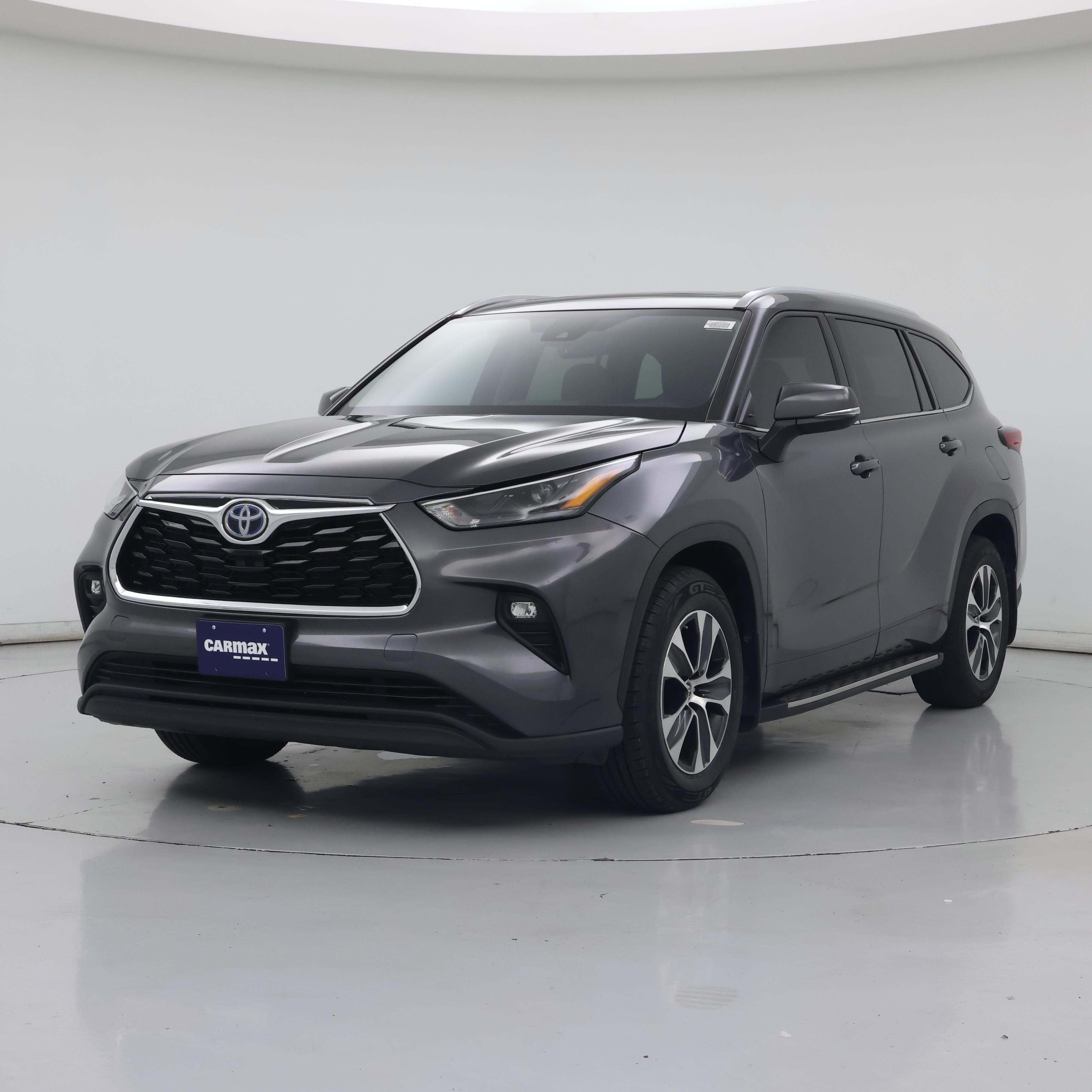 Thumbnail: 2022 Toyota Highlander - 4