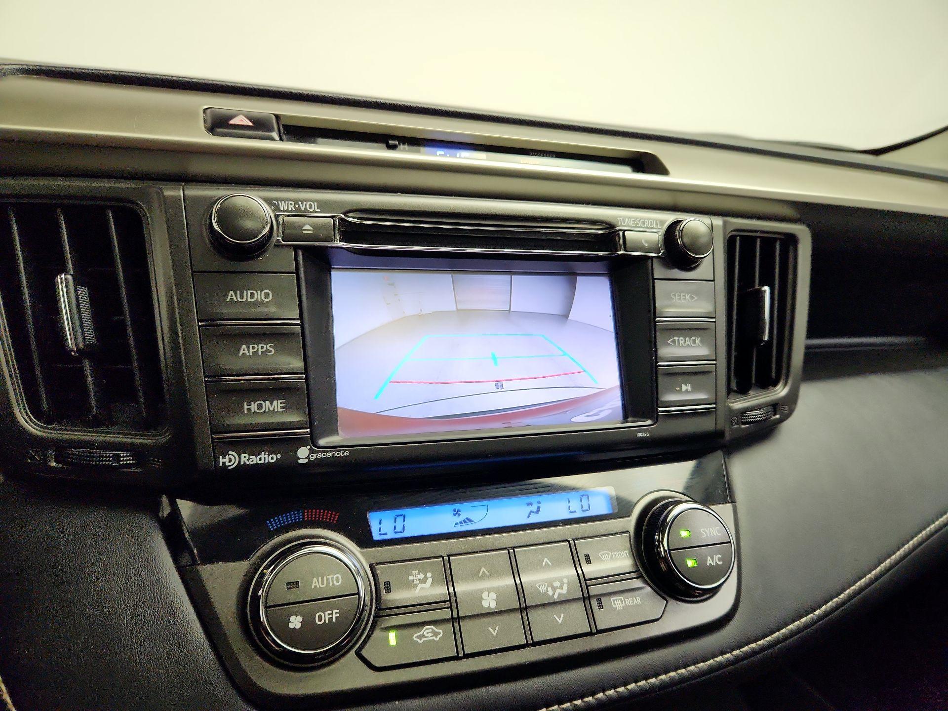 Thumbnail: 2015 Toyota RAV4 - 14