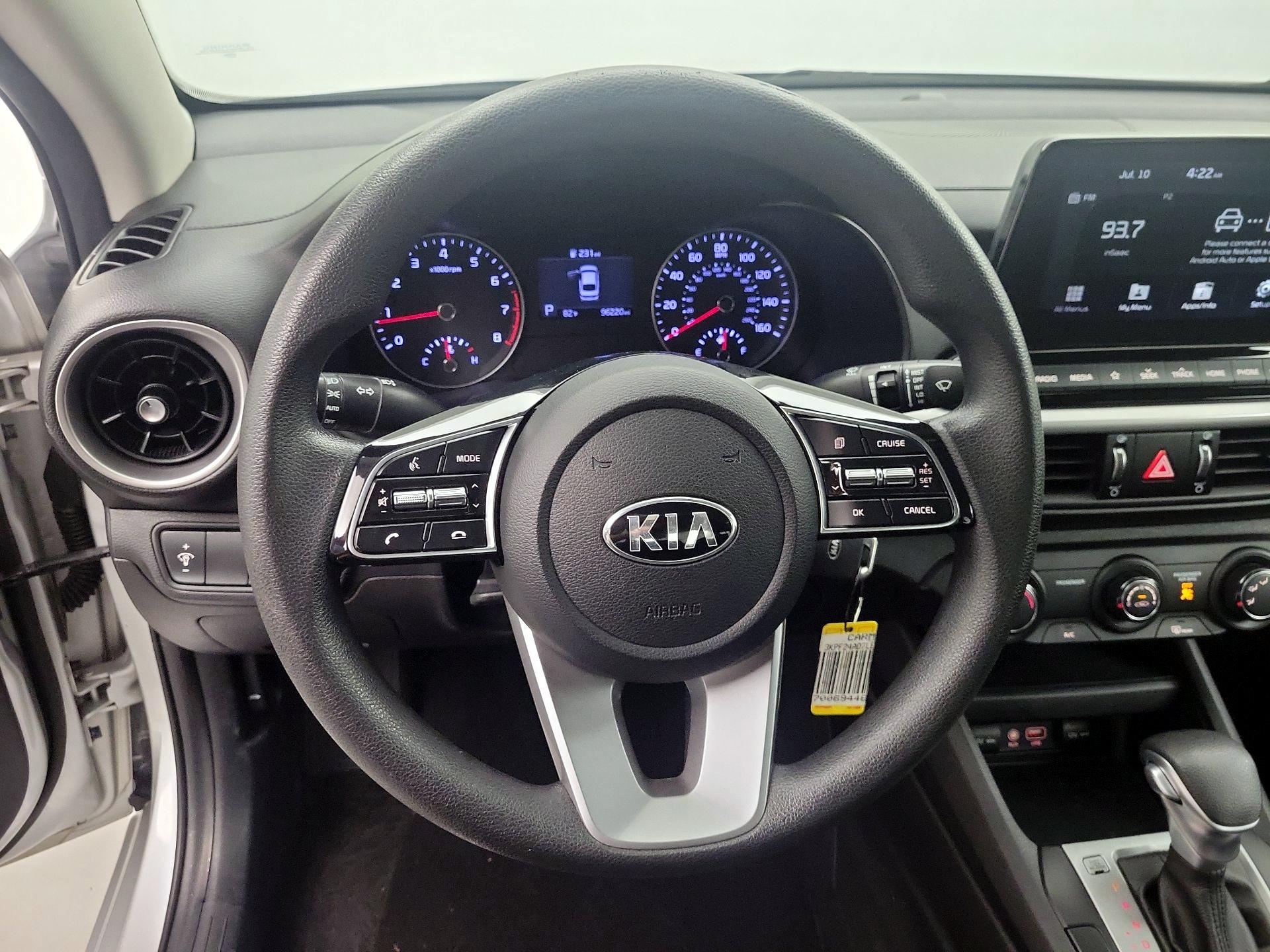 Thumbnail: 2020 Kia Forte - 10