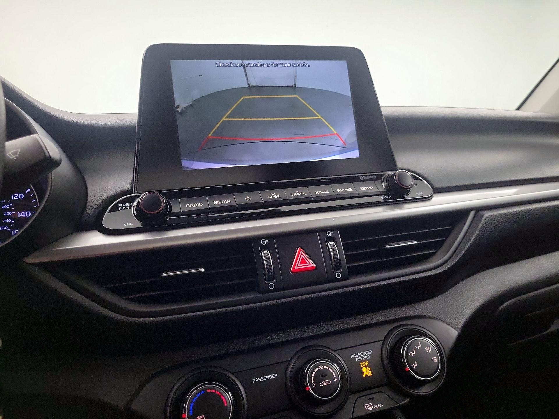 Thumbnail: 2020 Kia Forte - 13