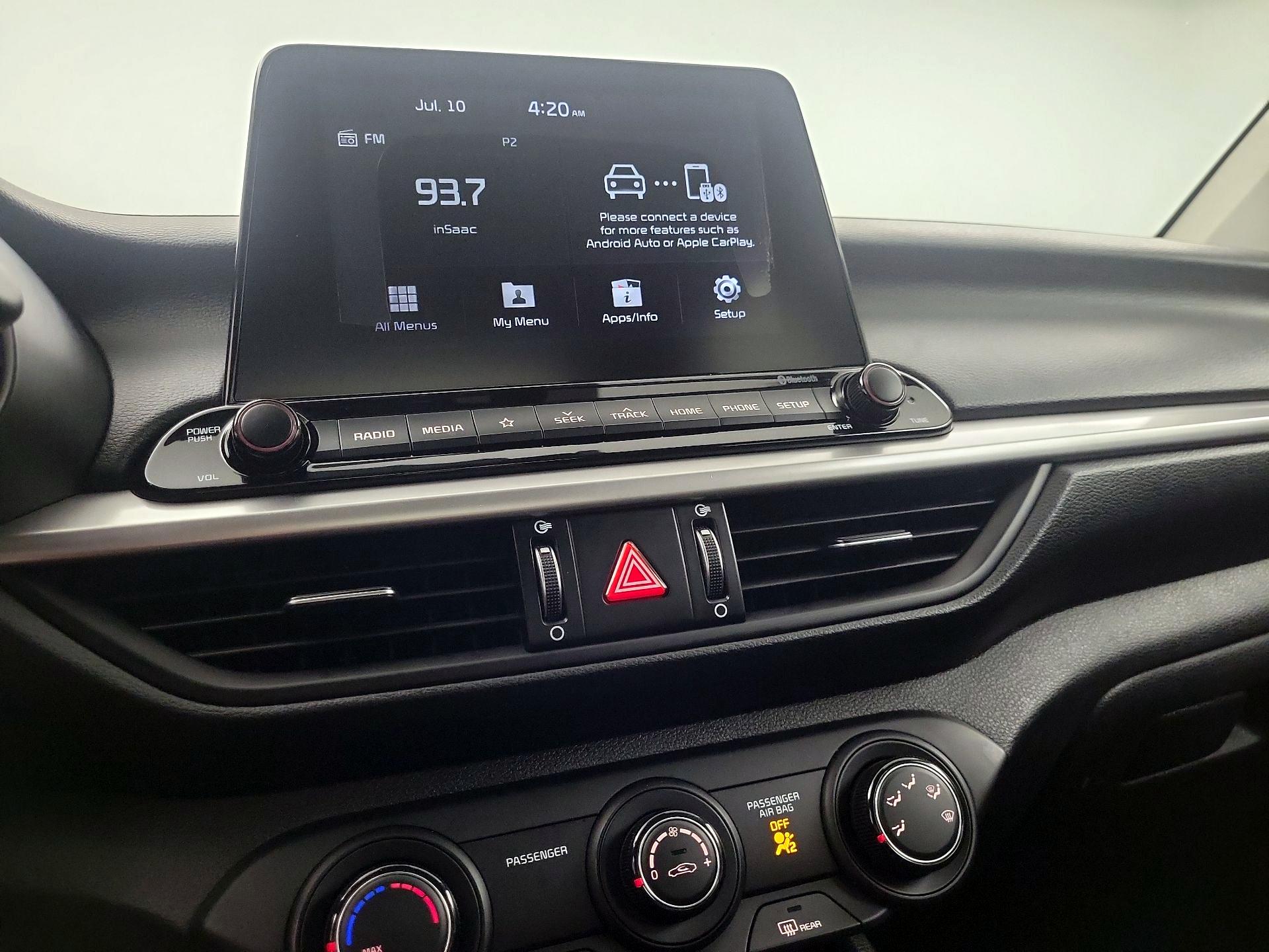 Thumbnail: 2020 Kia Forte - 14