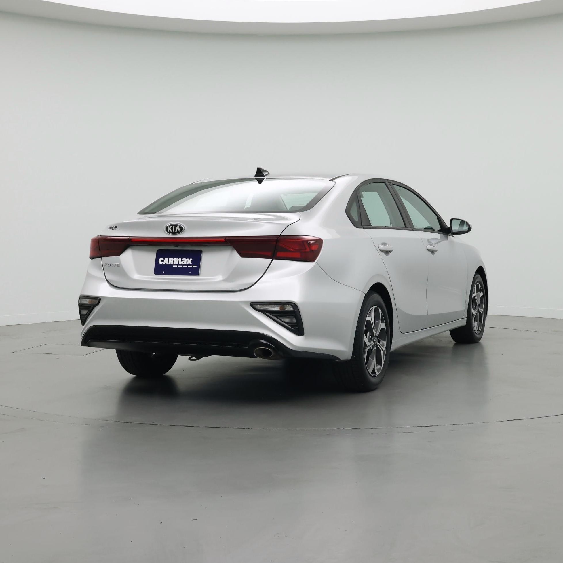 Thumbnail: 2020 Kia Forte - 8