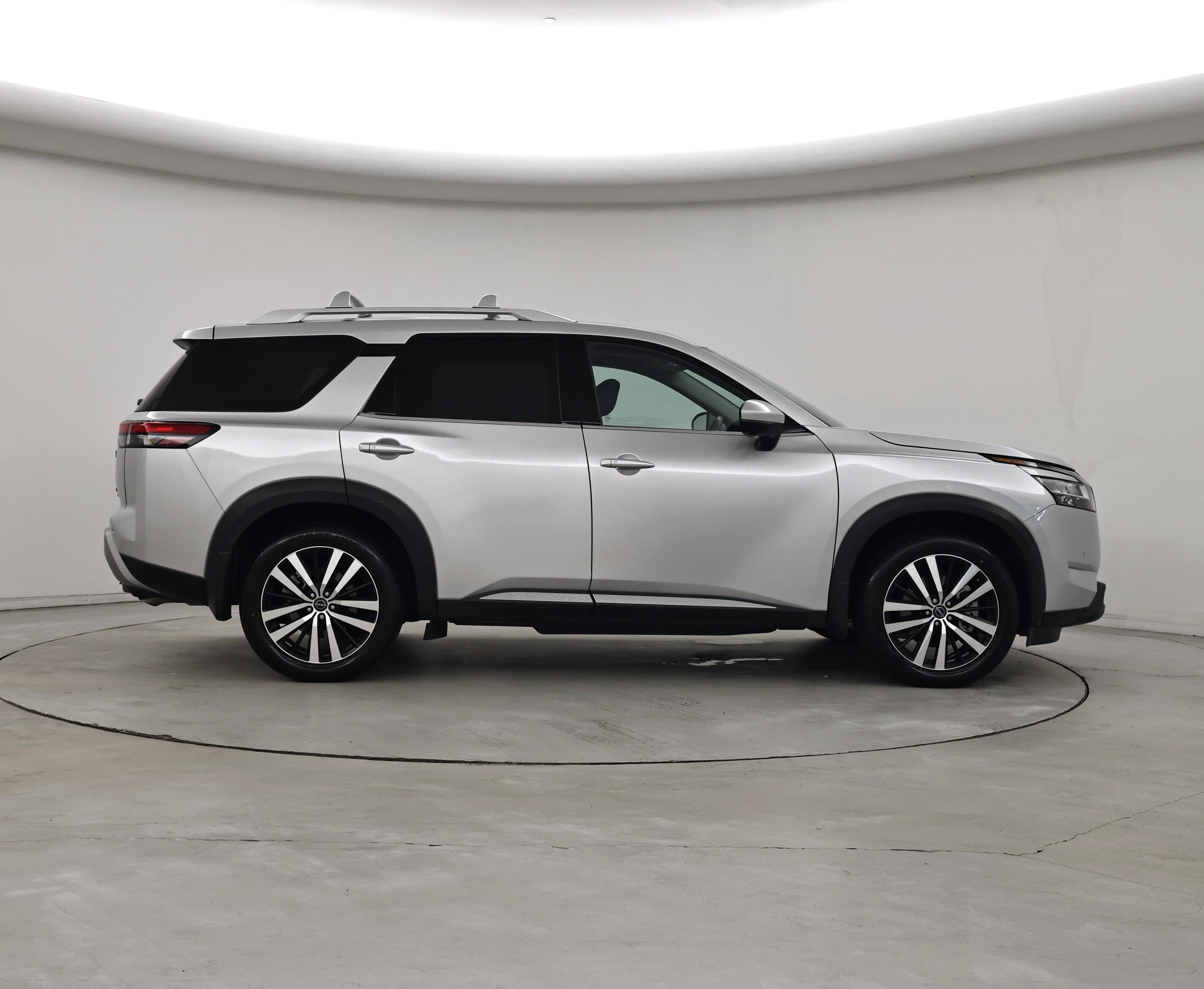 Thumbnail: 2023 Nissan Pathfinder - 7