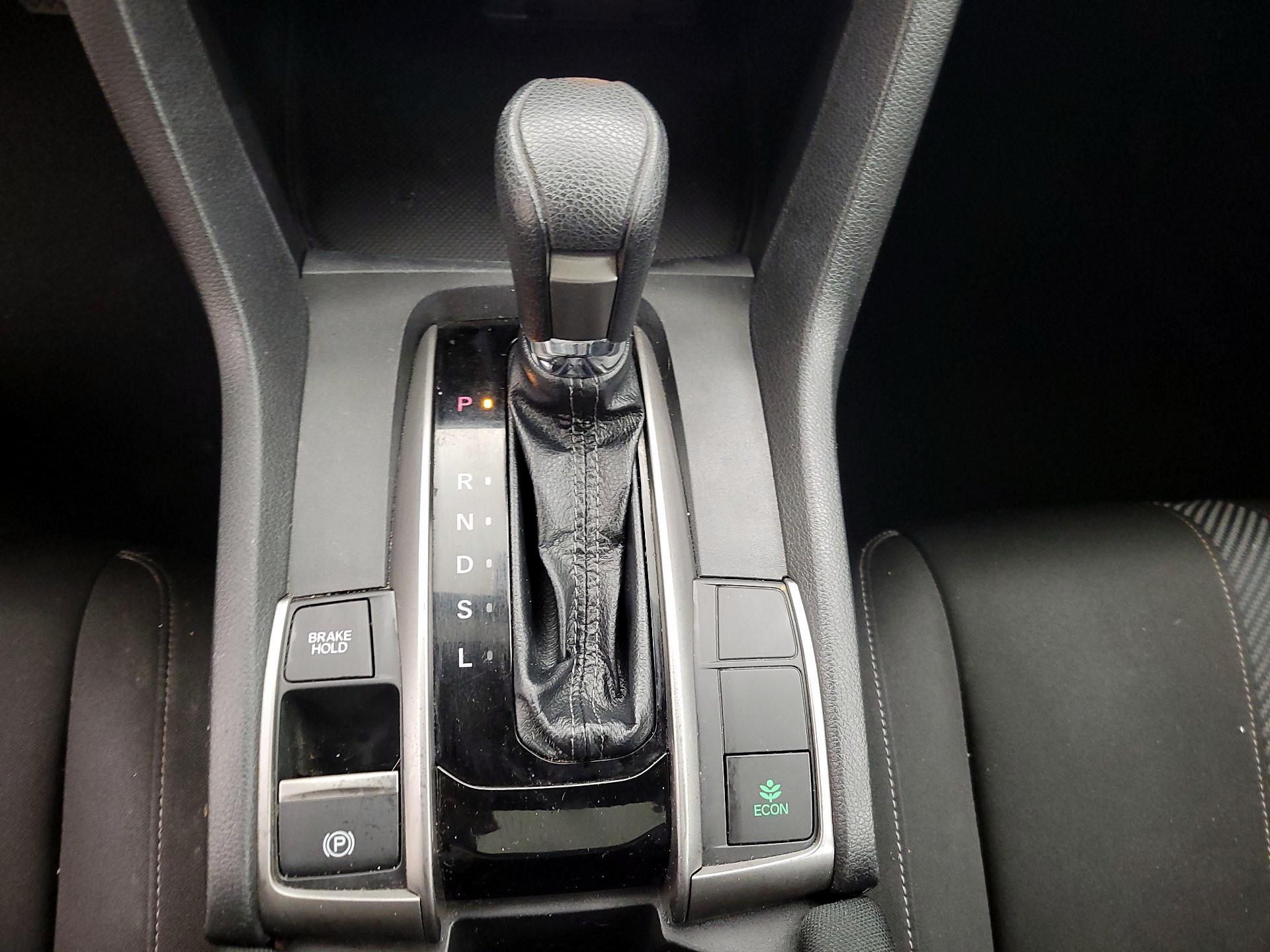 Thumbnail: 2018 Honda Civic - 16